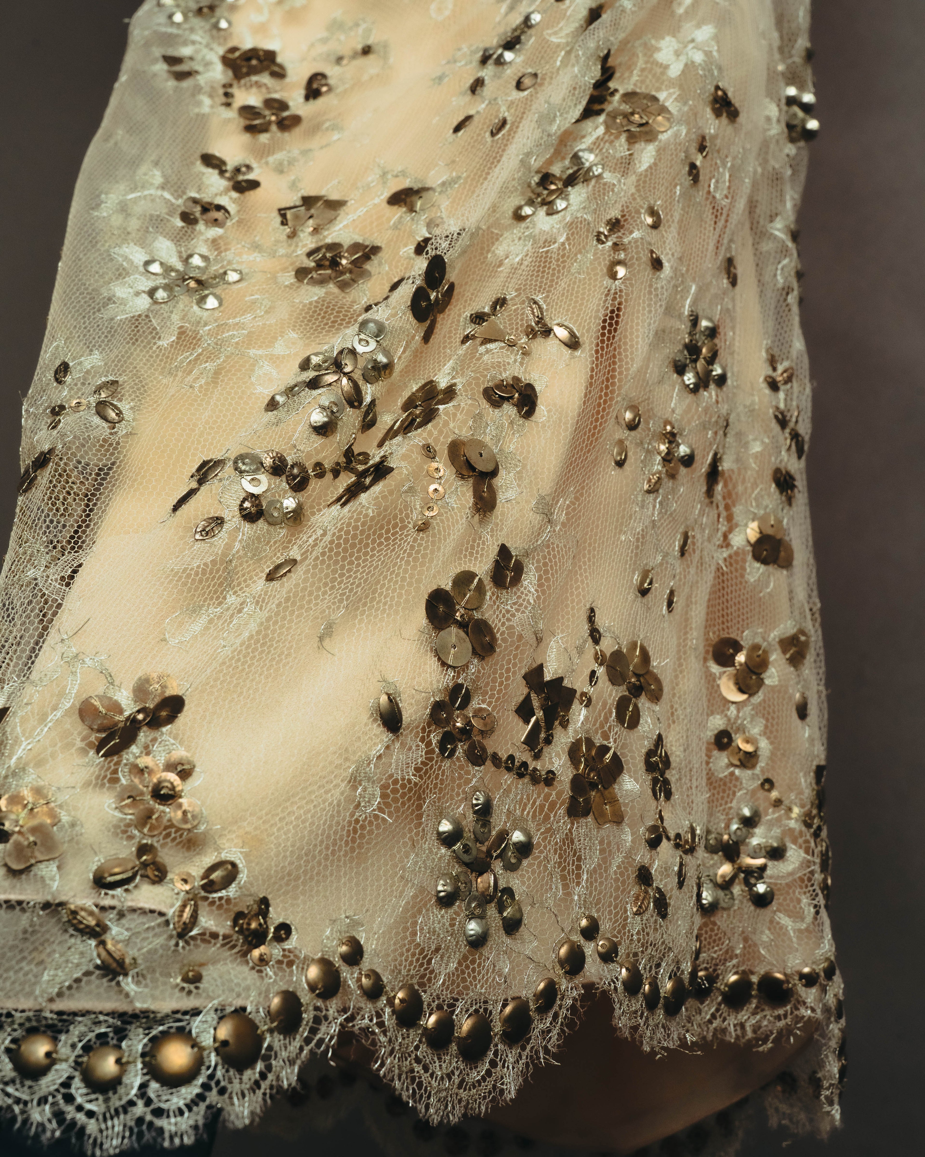 –SPECIAL– "VALENTINO" 00's-10's Embellished lace cocktail dress
