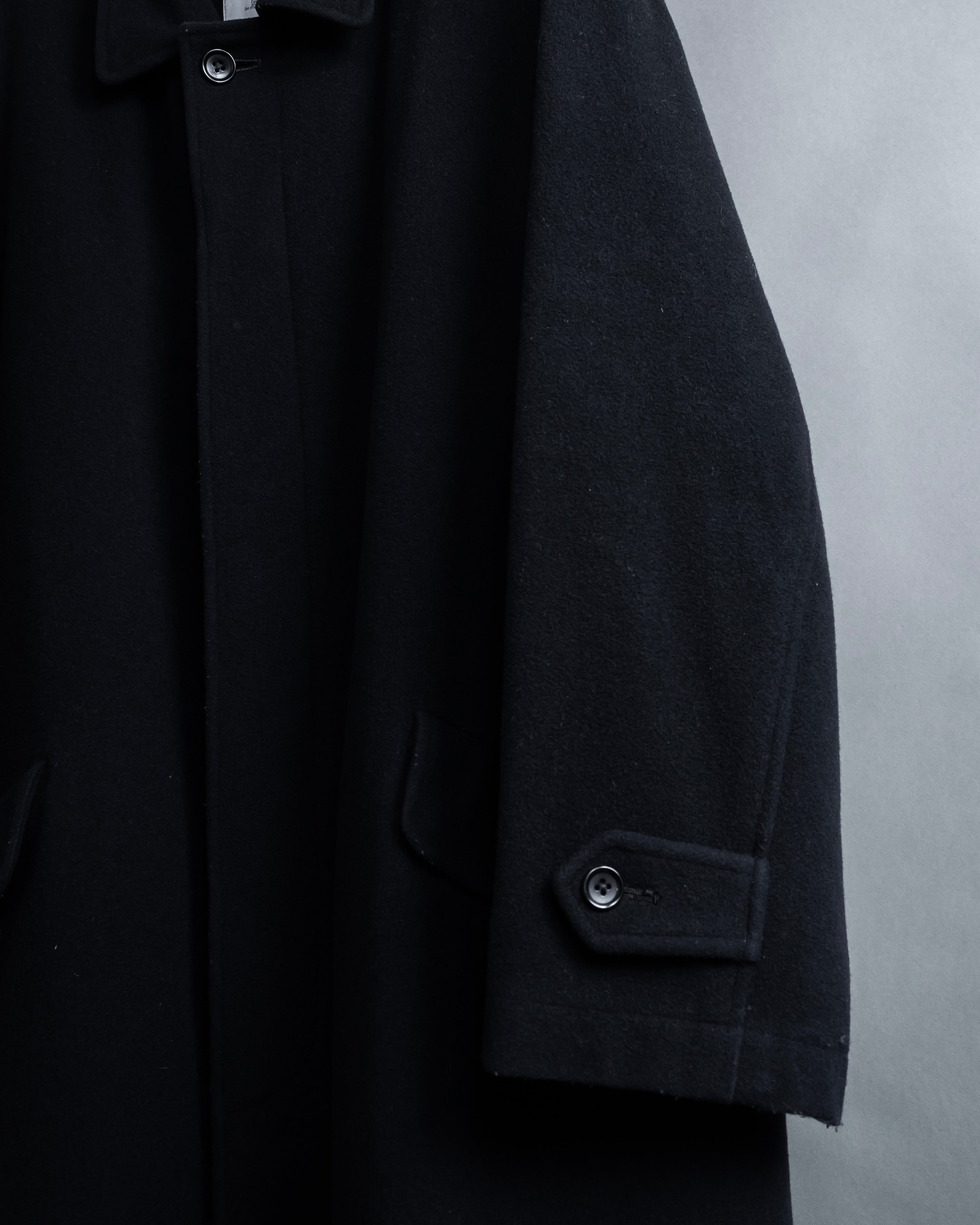 "YOHJI YAMAMOTO" Straight line stand collar coat