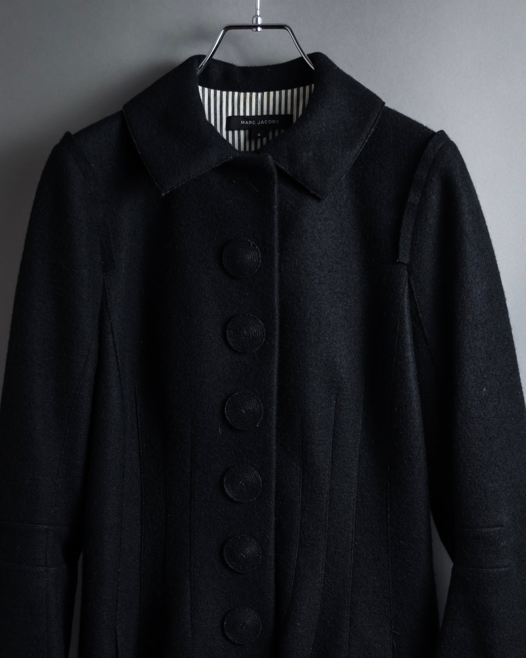 "Marc Jacobs" A soft flowing flared silhouette long coat