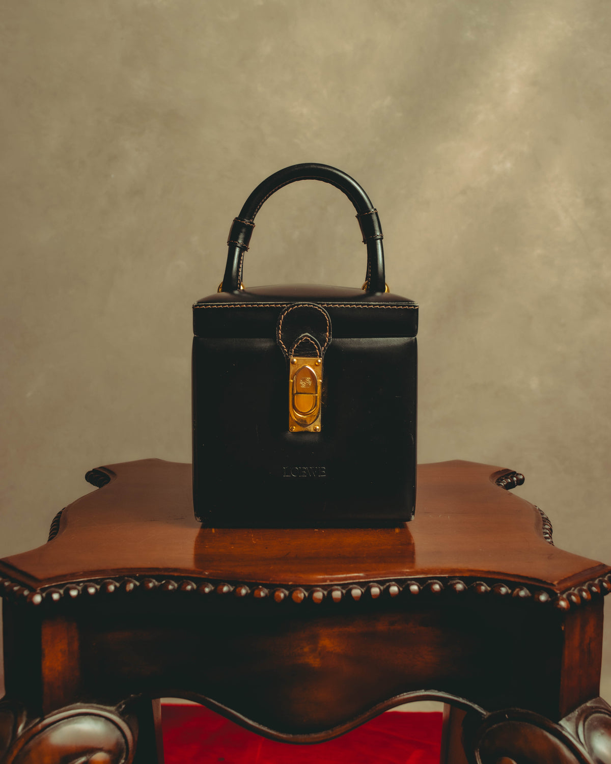 -SPECIAL- “LOEWE” Late 80’s-90’s Structured box vanity top handle bag