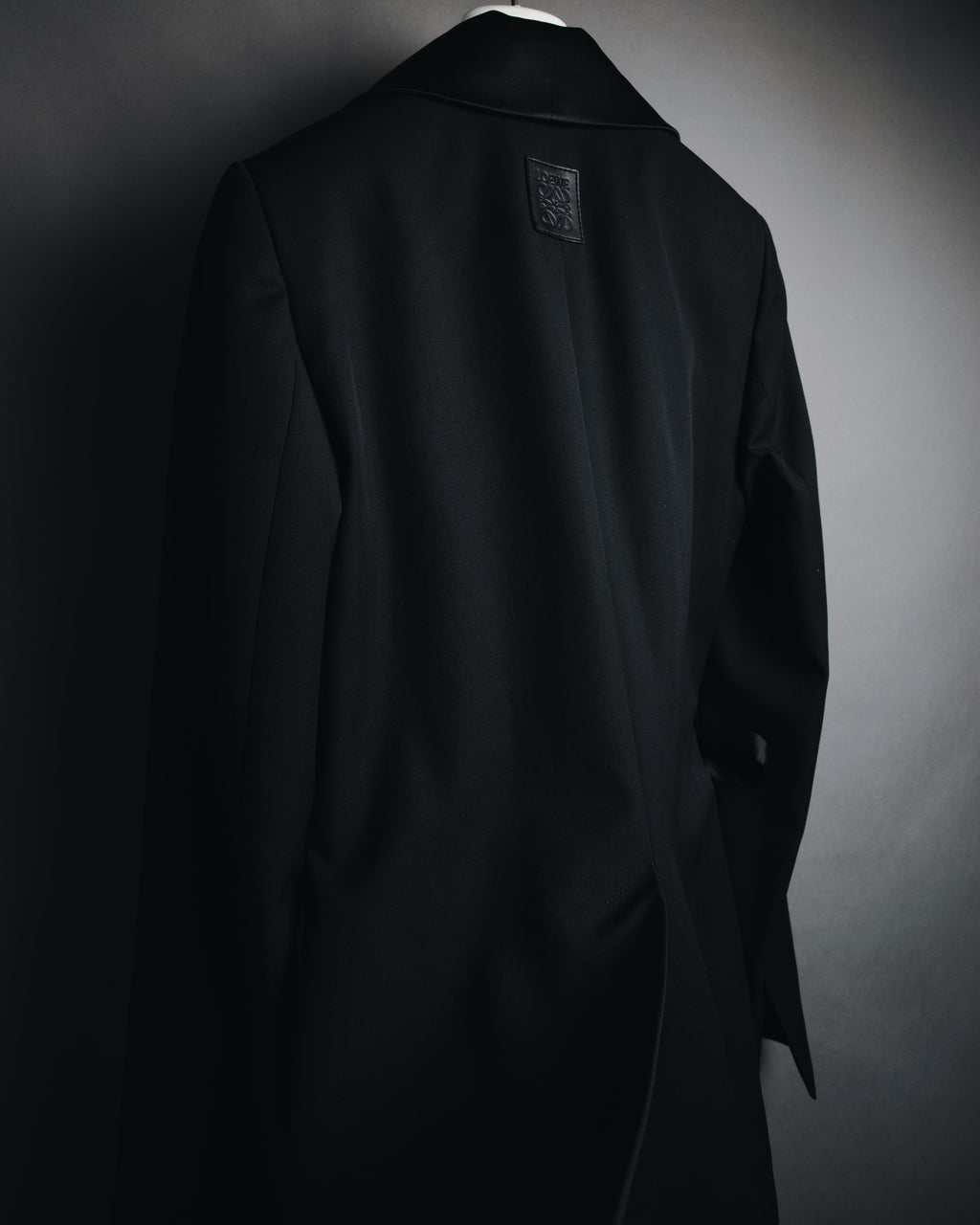 –SPECIAL– "LOEWE"2010’s-20’s wrap-front shawl collar tuxedo jacket