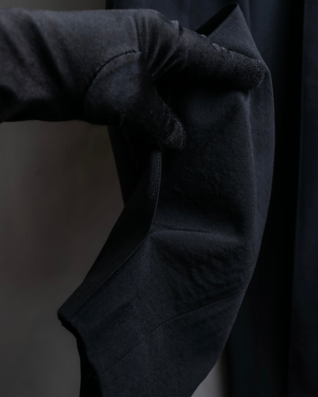 "LOEWE" Deep pleat tapered draped slacks