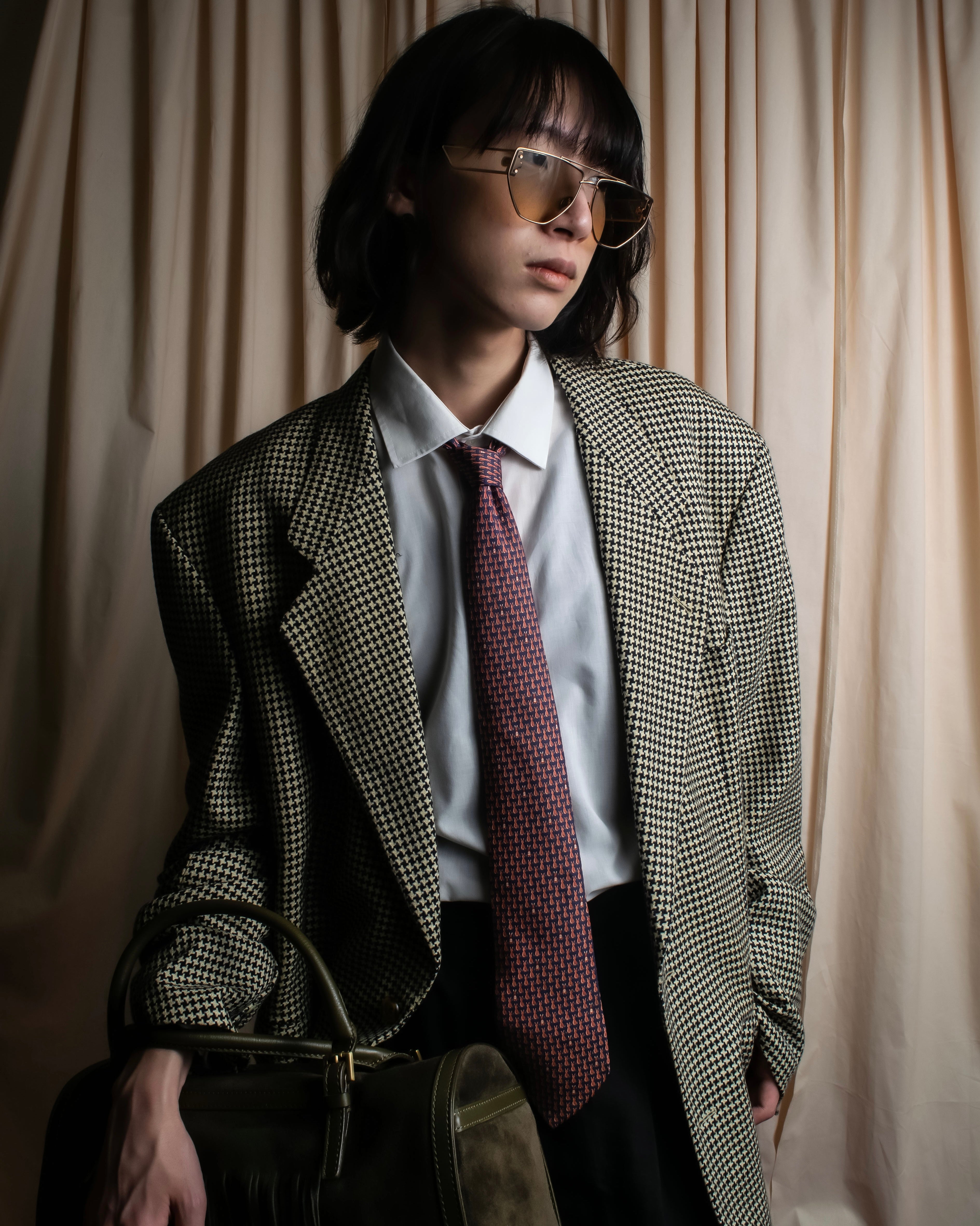 "HERMES" Rabbit motif silk necktie