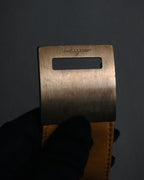 "Salvatore Ferragamo" 95’s-05’s Gancini clasp vacchetta leather bracelet