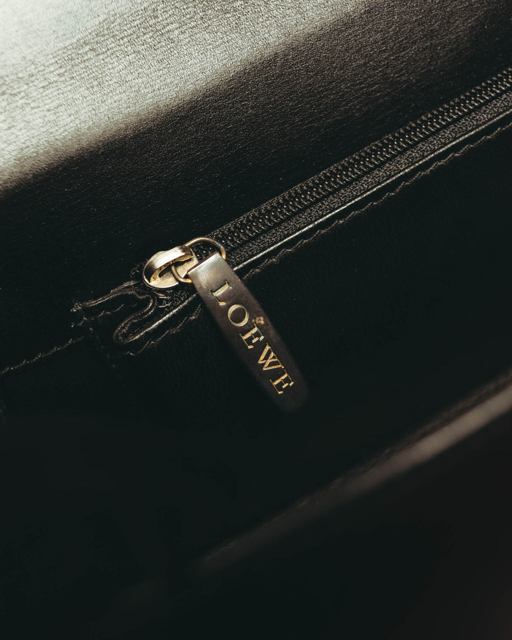 "LOEWE" Classic smooth leather top handle bag