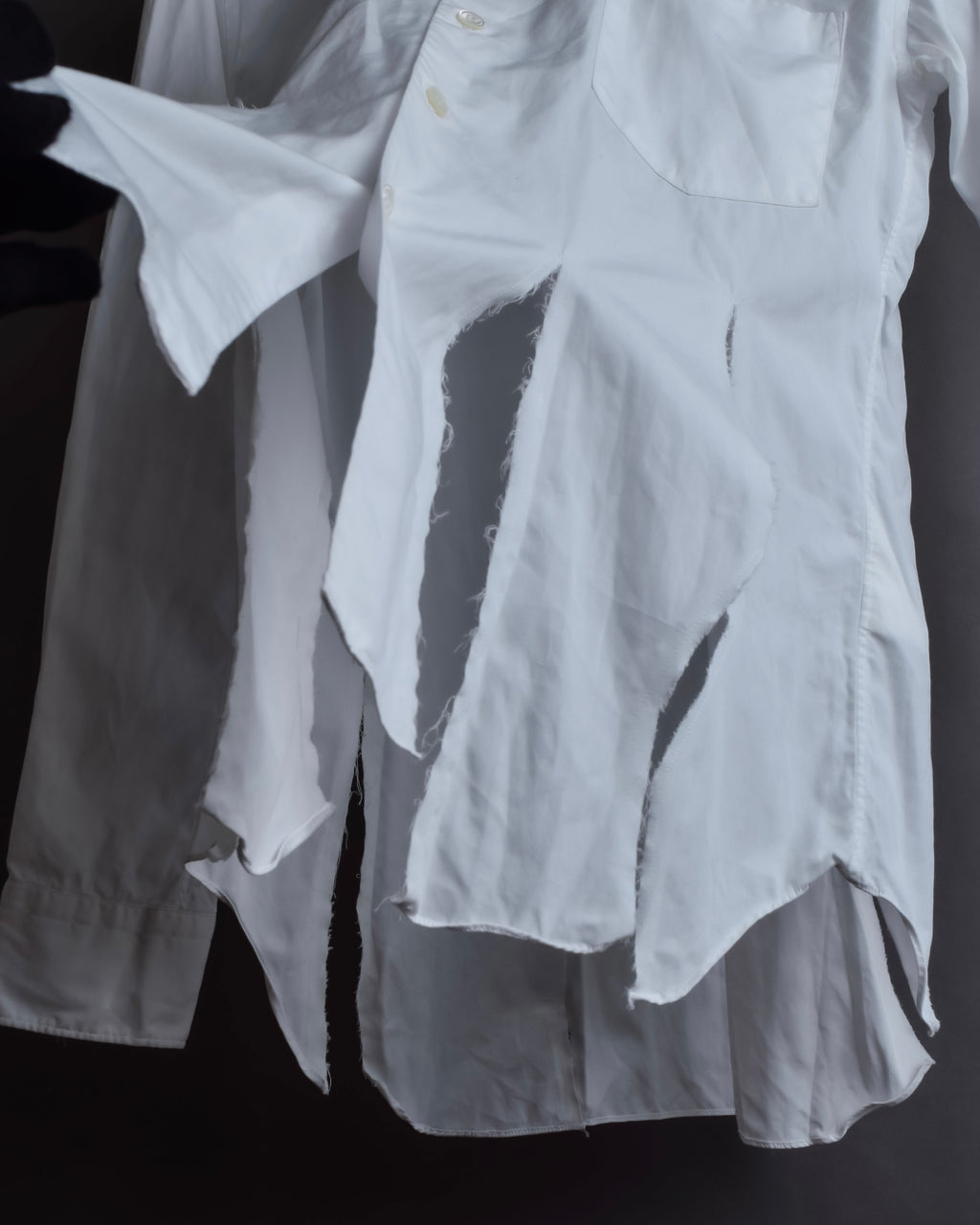 "COMME des GARCONS HOMME PLUS" 15SS Ripped cutting design cotton shirt