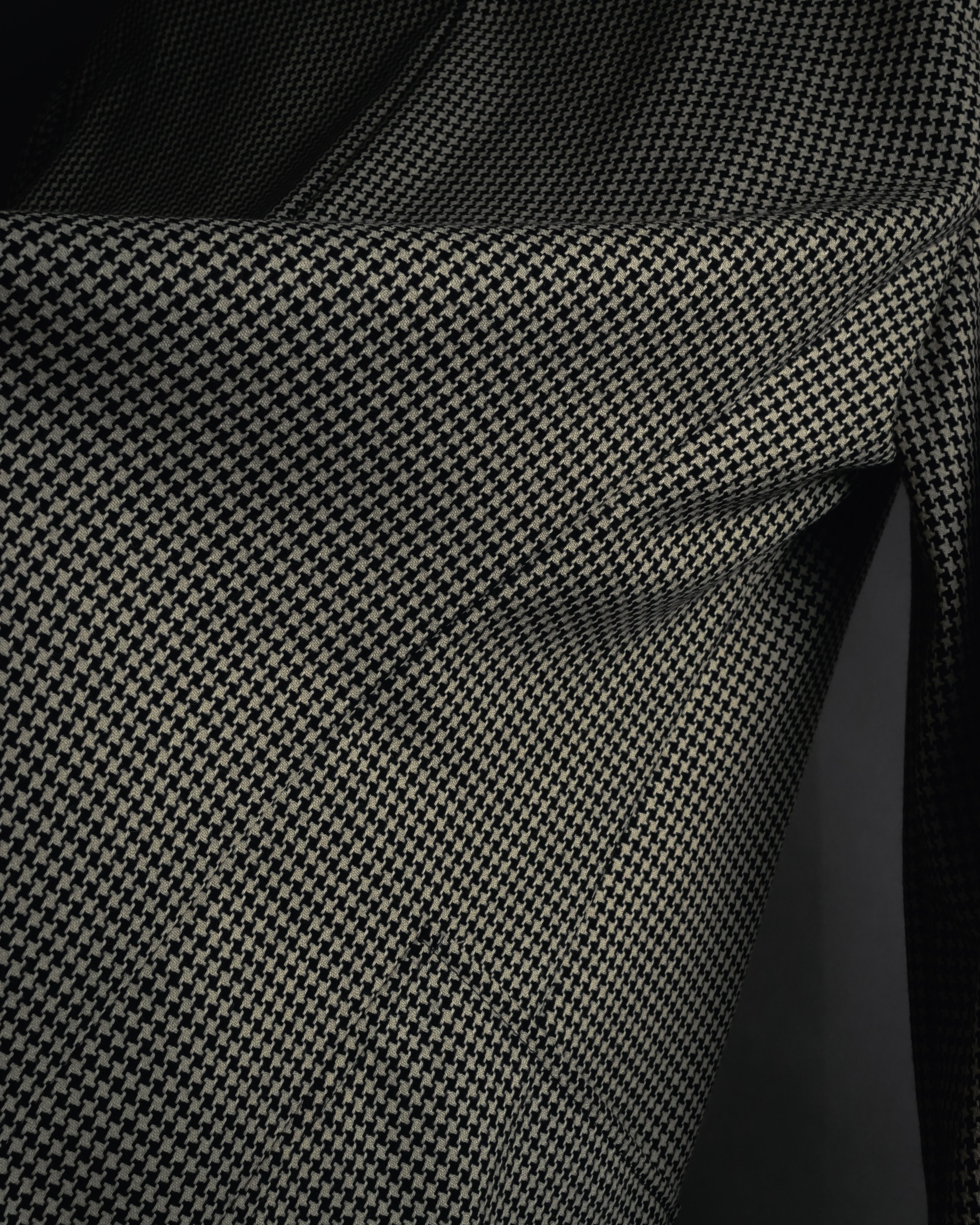 "Emporio Armani" 90’s Houndstooth piped crest blazer