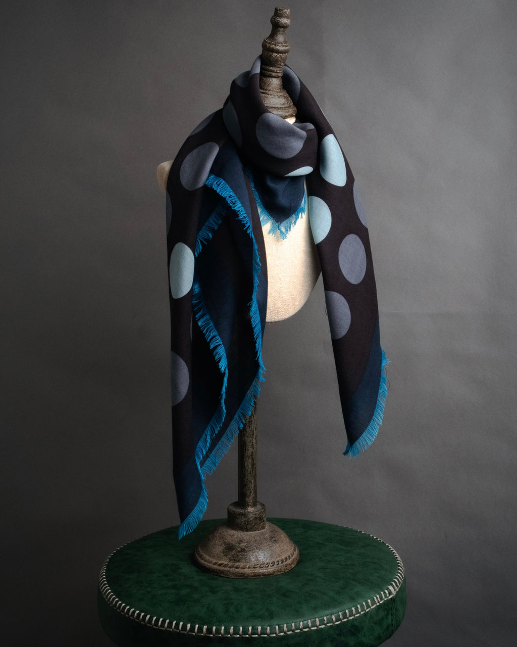 “HERMÈS” 10's-20's Polka dot wool silk fringed stole