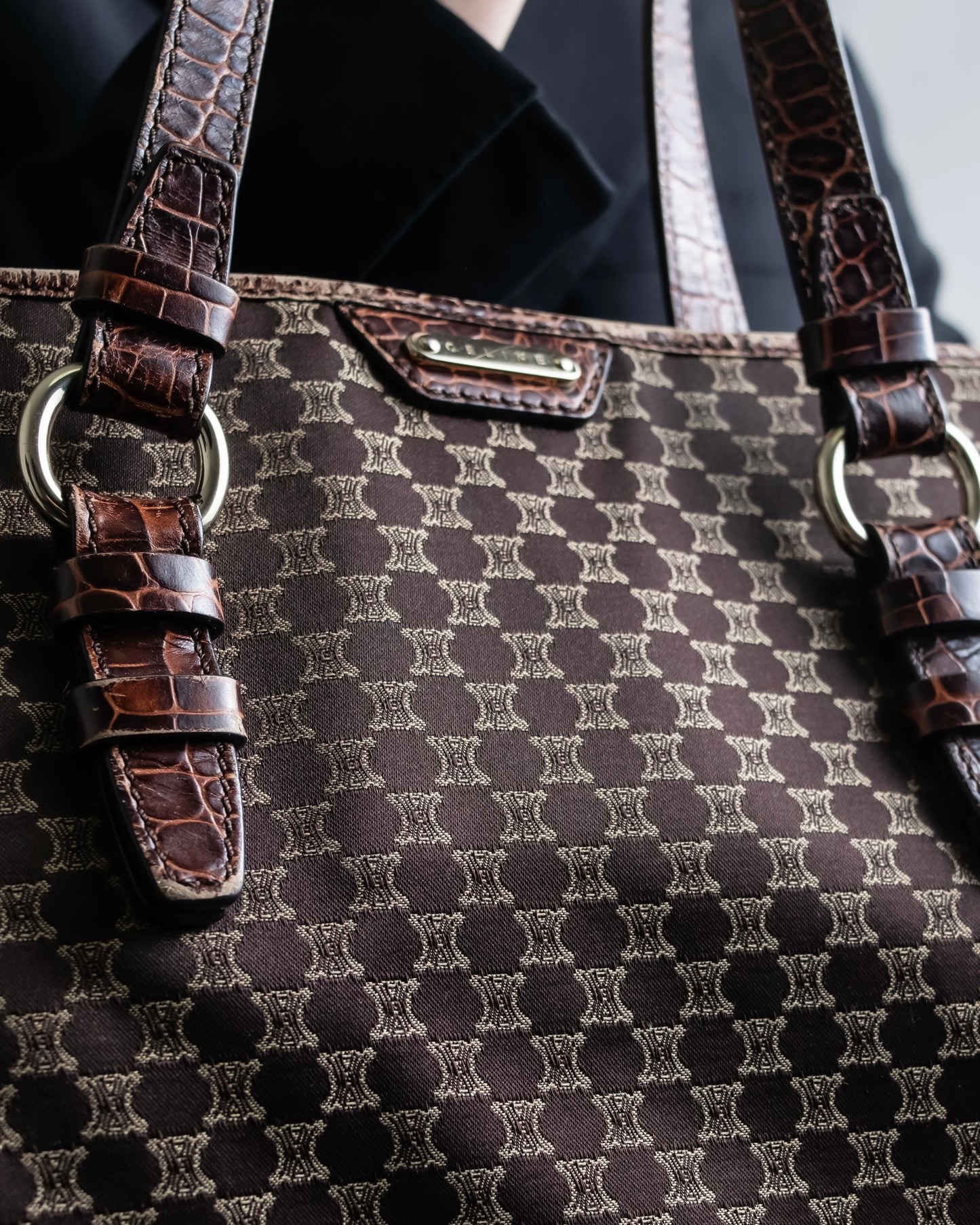 "CELINE" Macadam pattern crocodile switching one handle bag