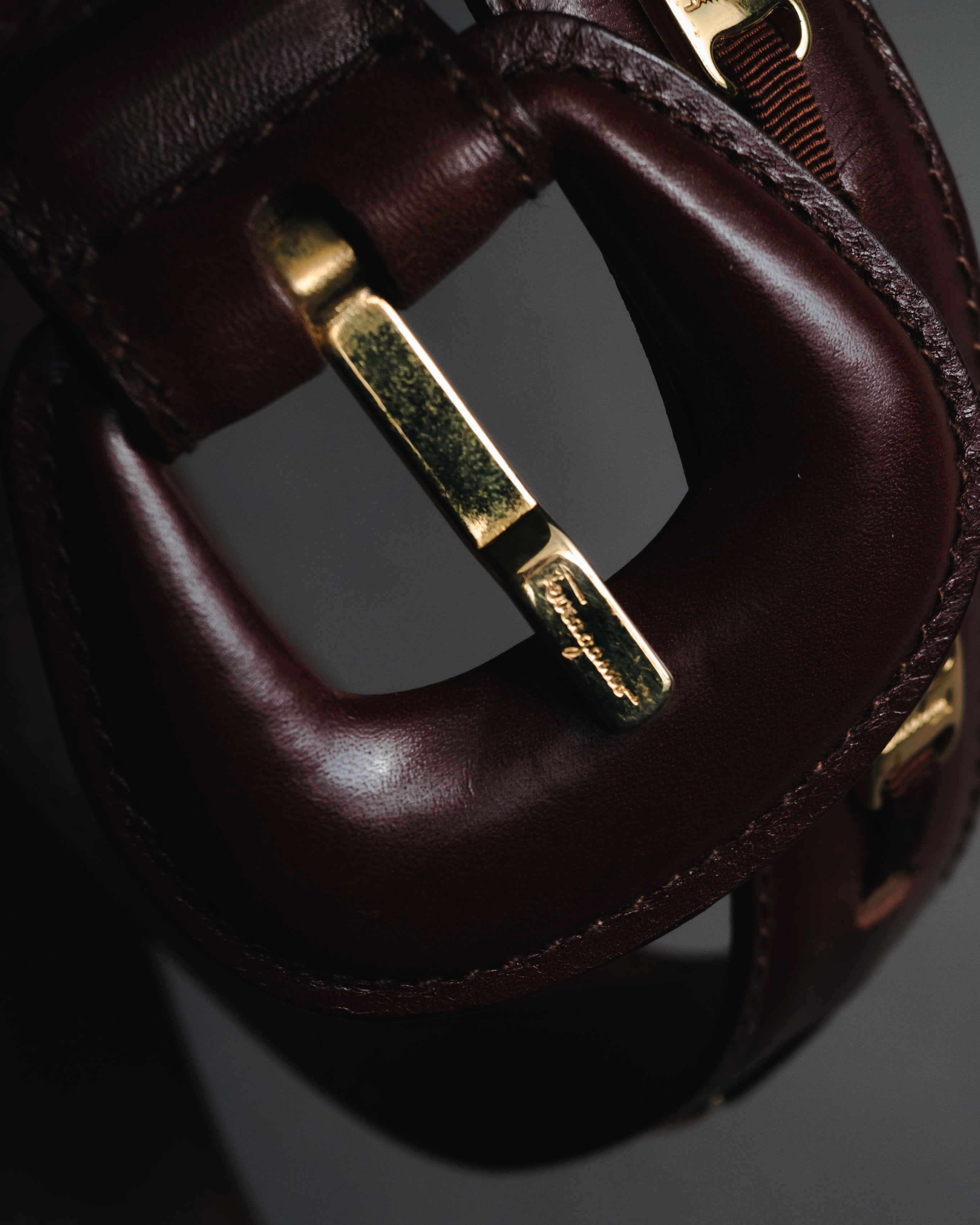 "Salvatore Ferragamo" 90’s-00’s Vara ribbon smooth leather belt
