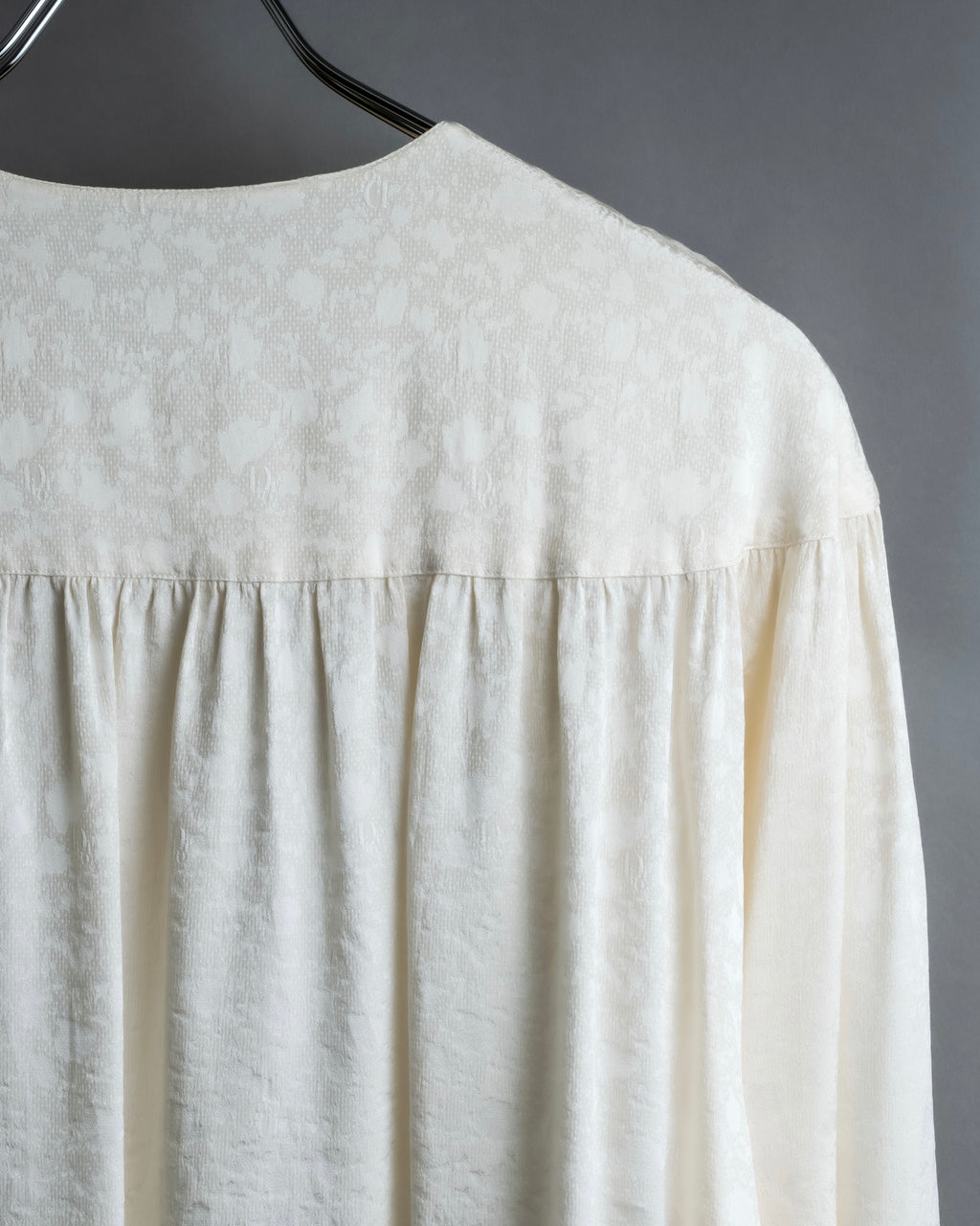 "Christian Dior" Shiny off-white shirt