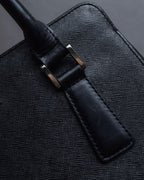 "BURBERRY" Trapezoidal embossed leather one-handle bag