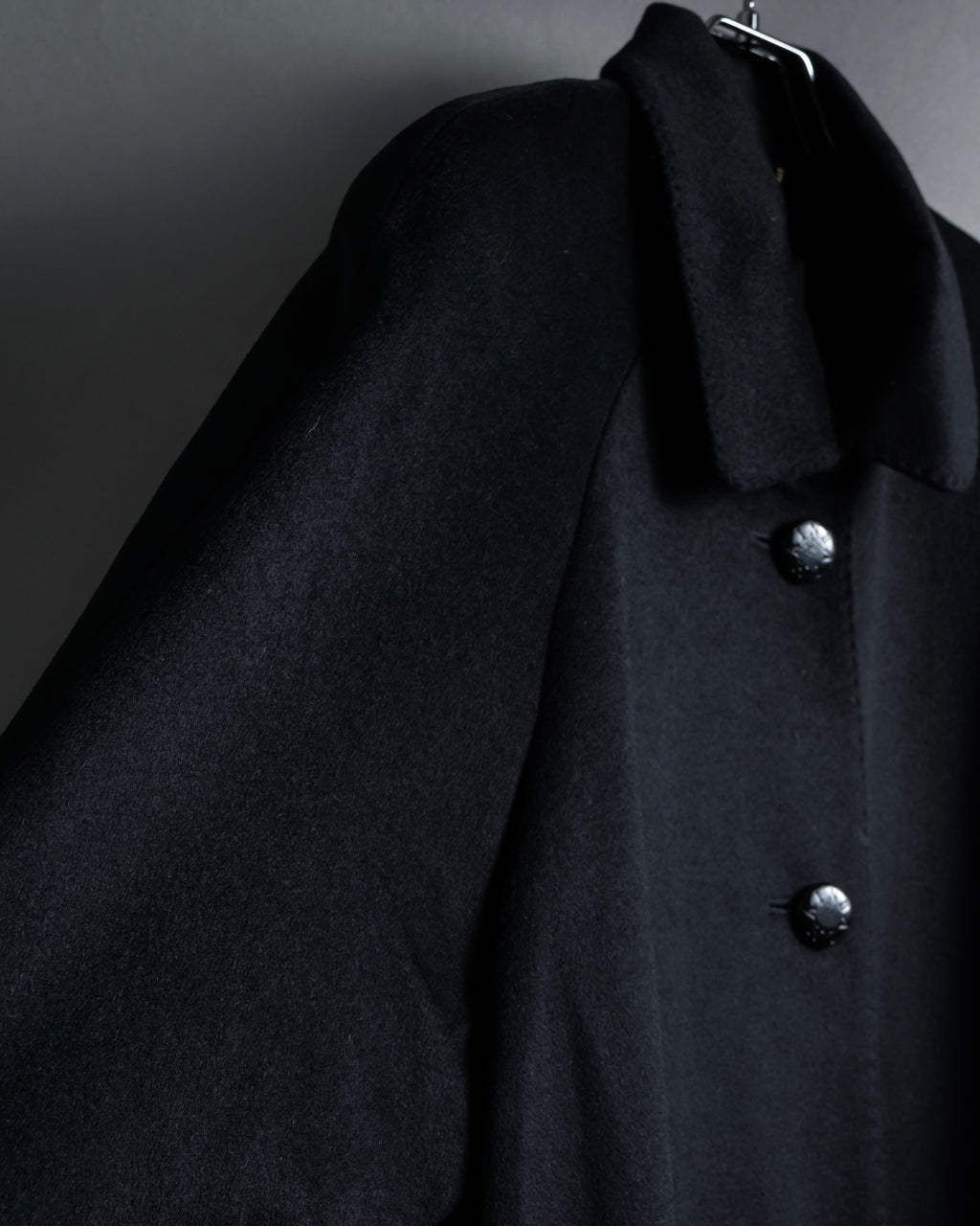 "BALMAIN" Raglan sleeve 100% cashmere stand collar coat