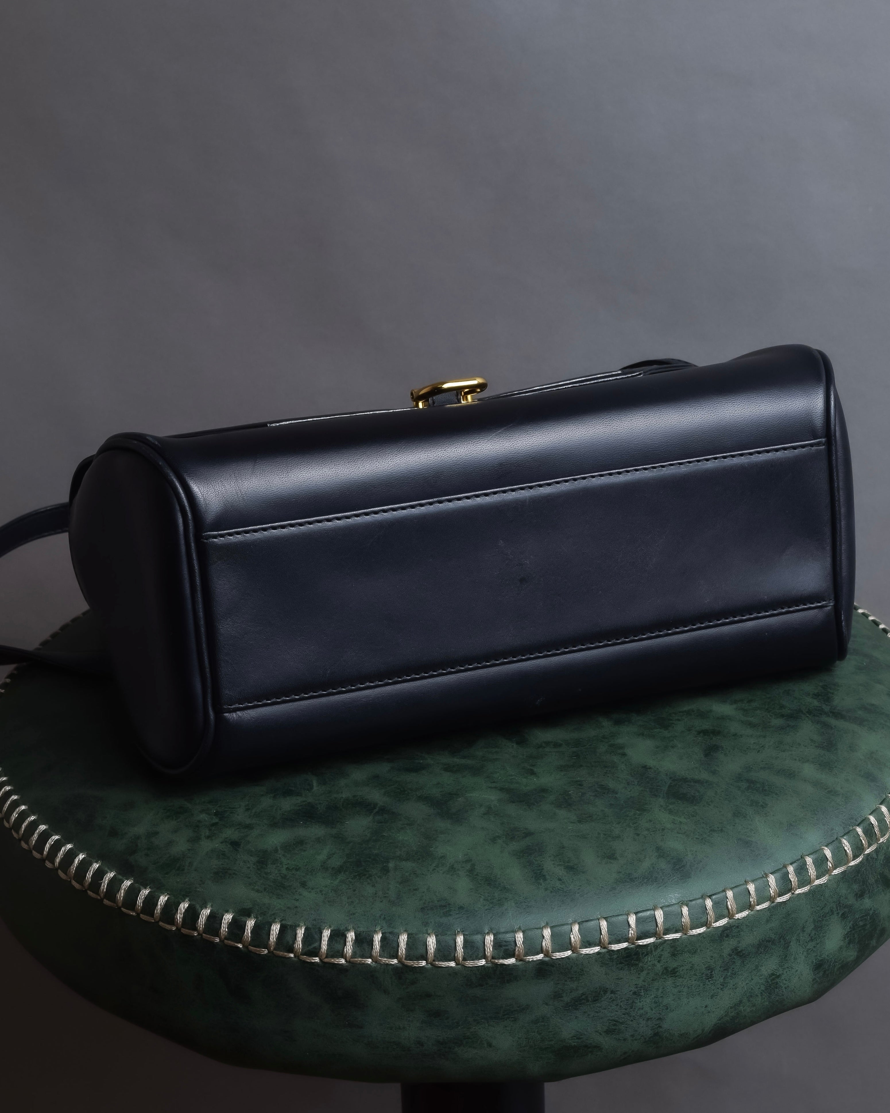 "PIERRE BALMAIN" Horizontal design grain leather 2way shoulder bag