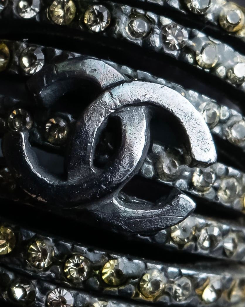 "CHANEL" 97AW Karl Lagerfeld double C logo rhinestone design ring