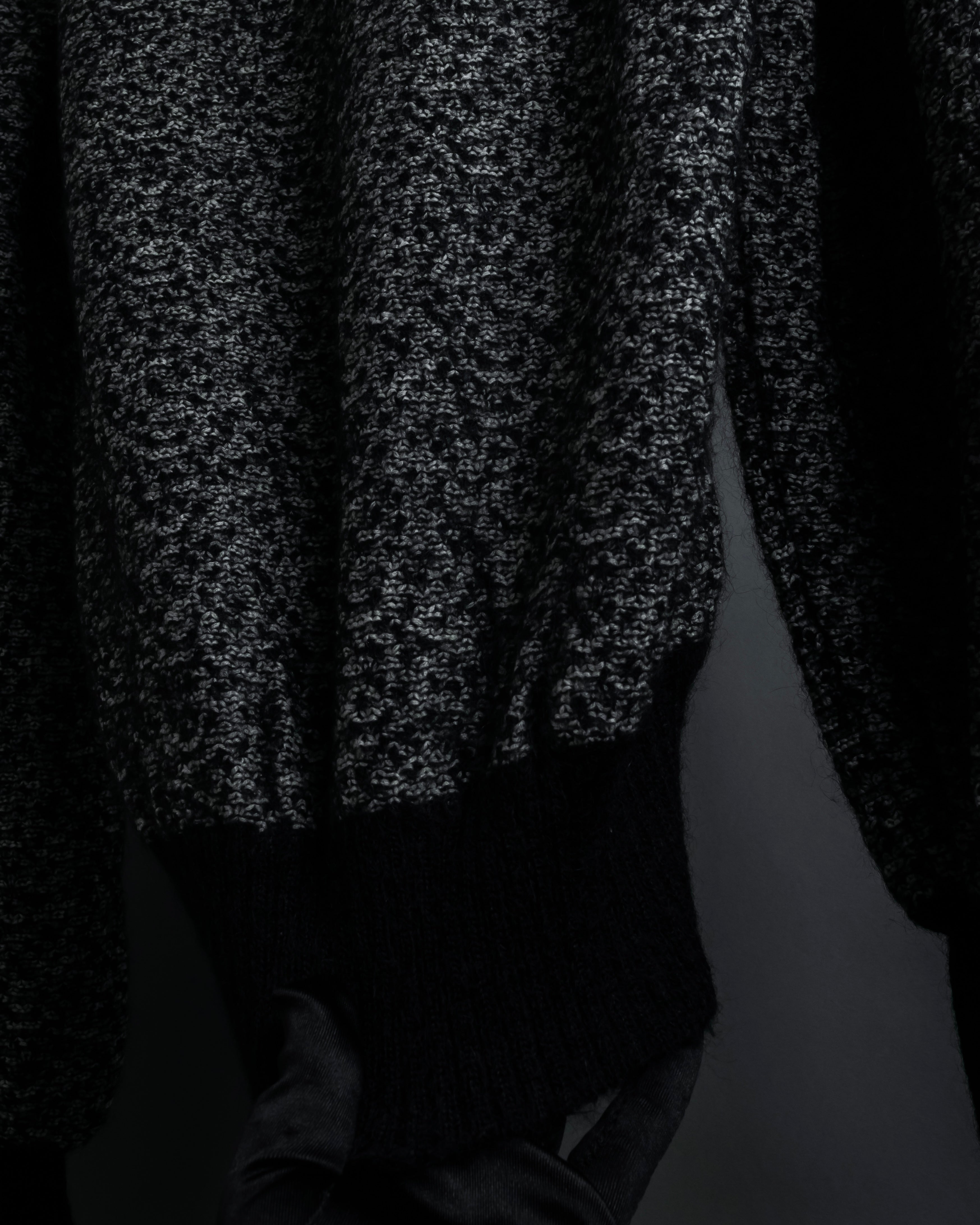 "Christian Dior PRETA PORTER"
Ribbon design mixed yarn knit pullover