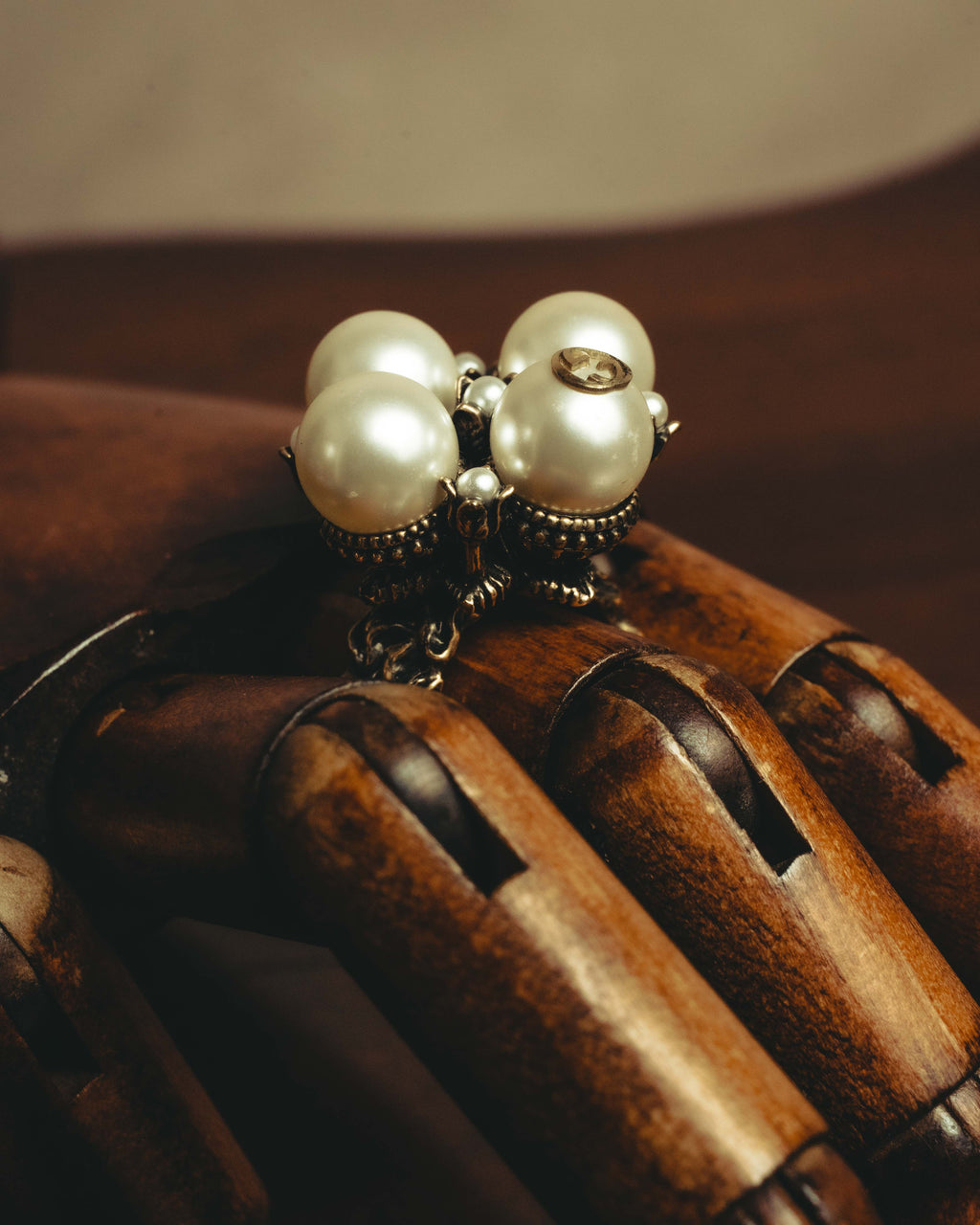 -SPECIAL- "GUCCI" 2015-2022 Pearl cluster sculptural statement ring