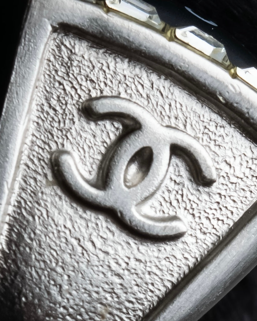 "CHANEL" 00AW Karl Lagerfeld period clear stone design logo engraved ring