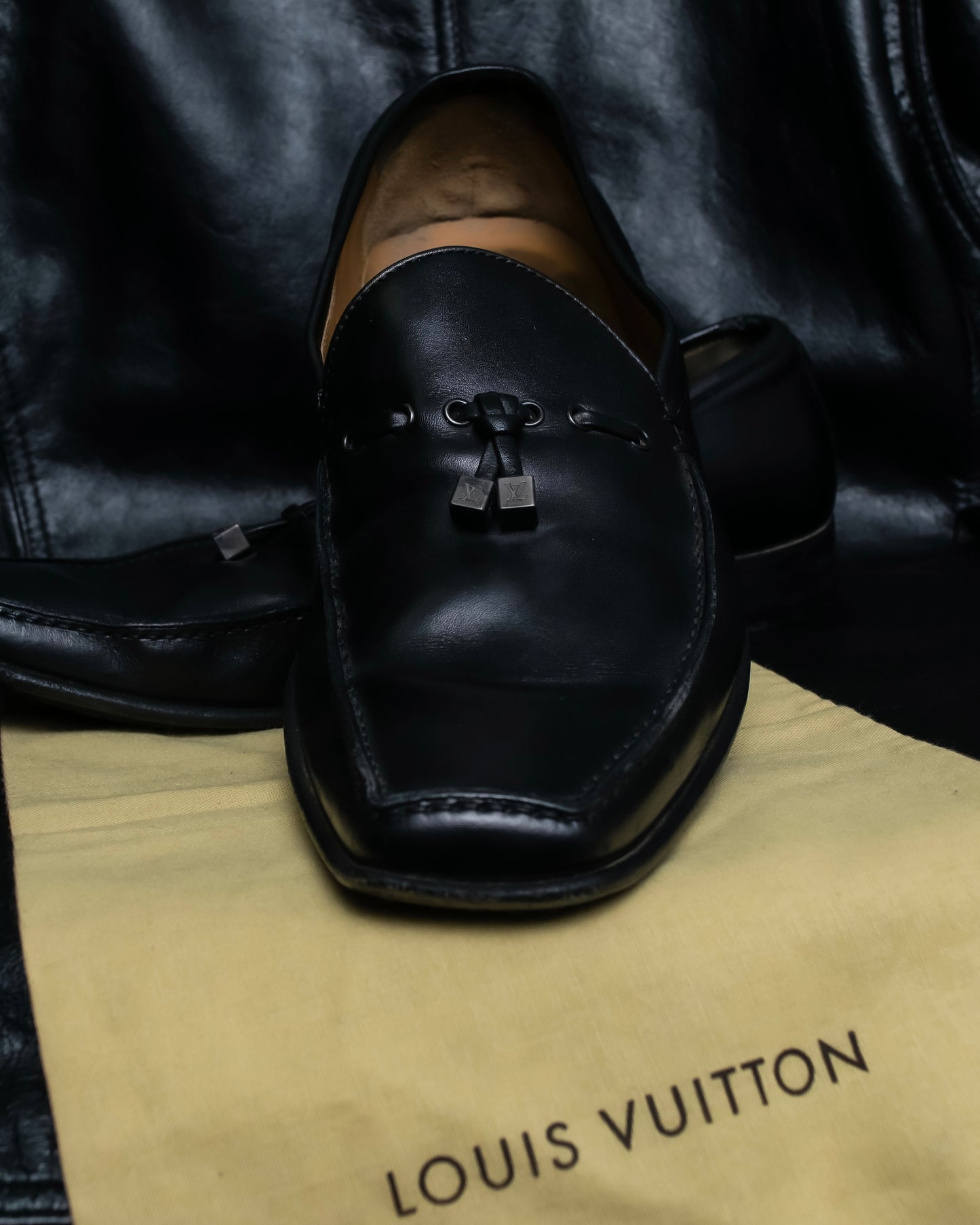 “Louis Vuitton” beautiful leather tasseled loafer