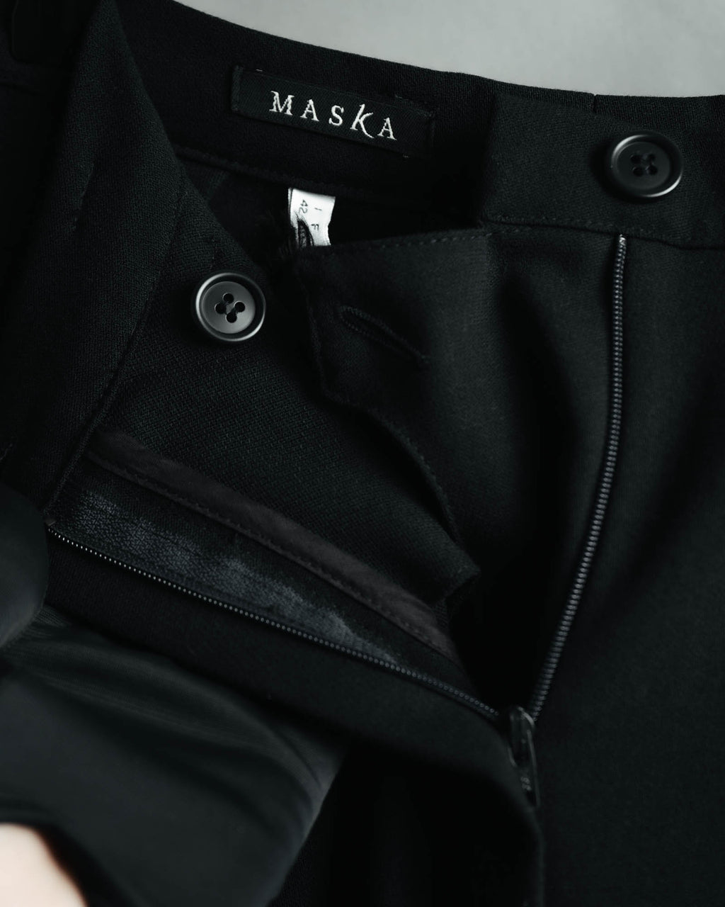 -MOOD MILLÉSIMES- 80’s-90’s black wool intuck wide trousers