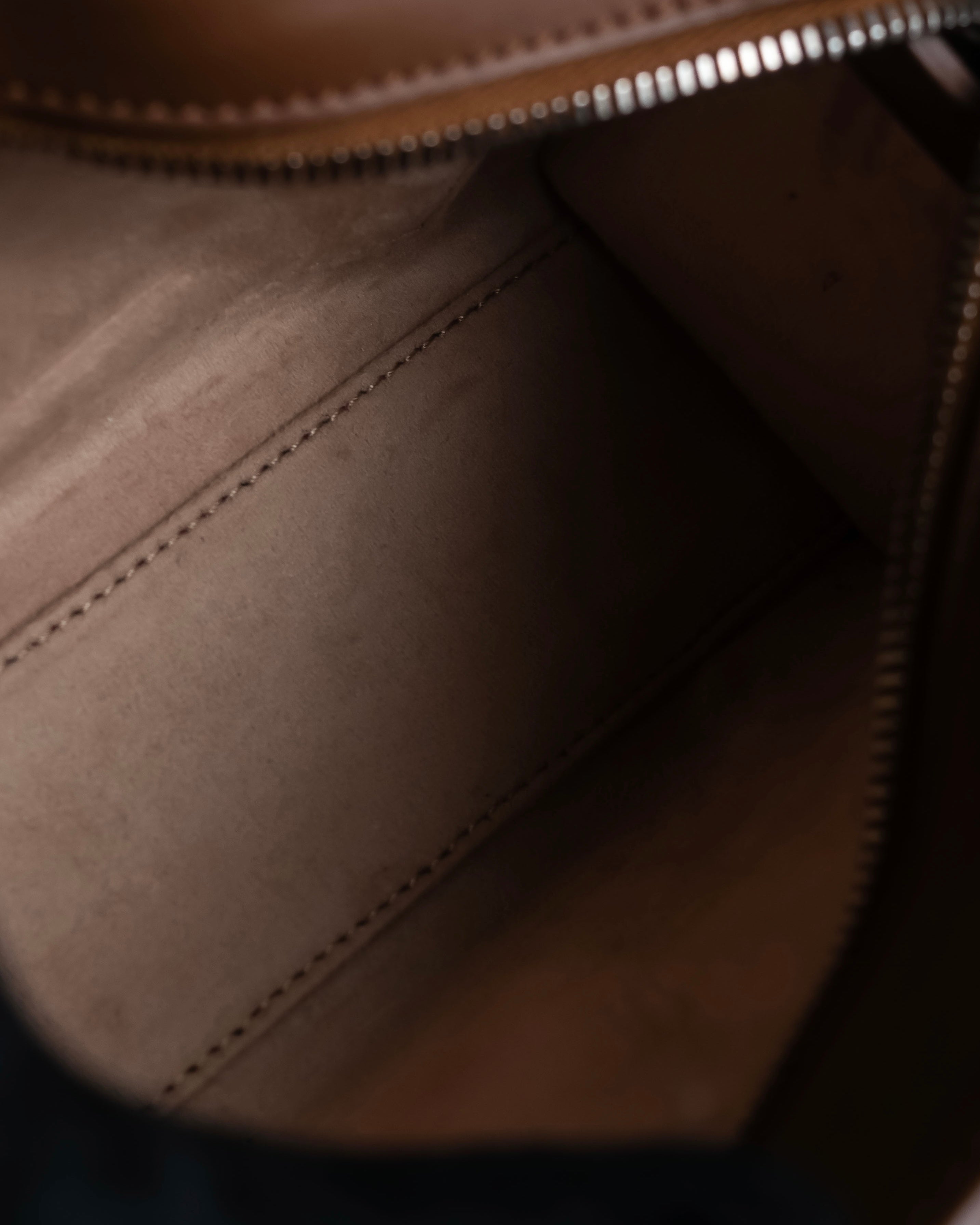 "Max Mara" Renzo Piano design Whitney bag