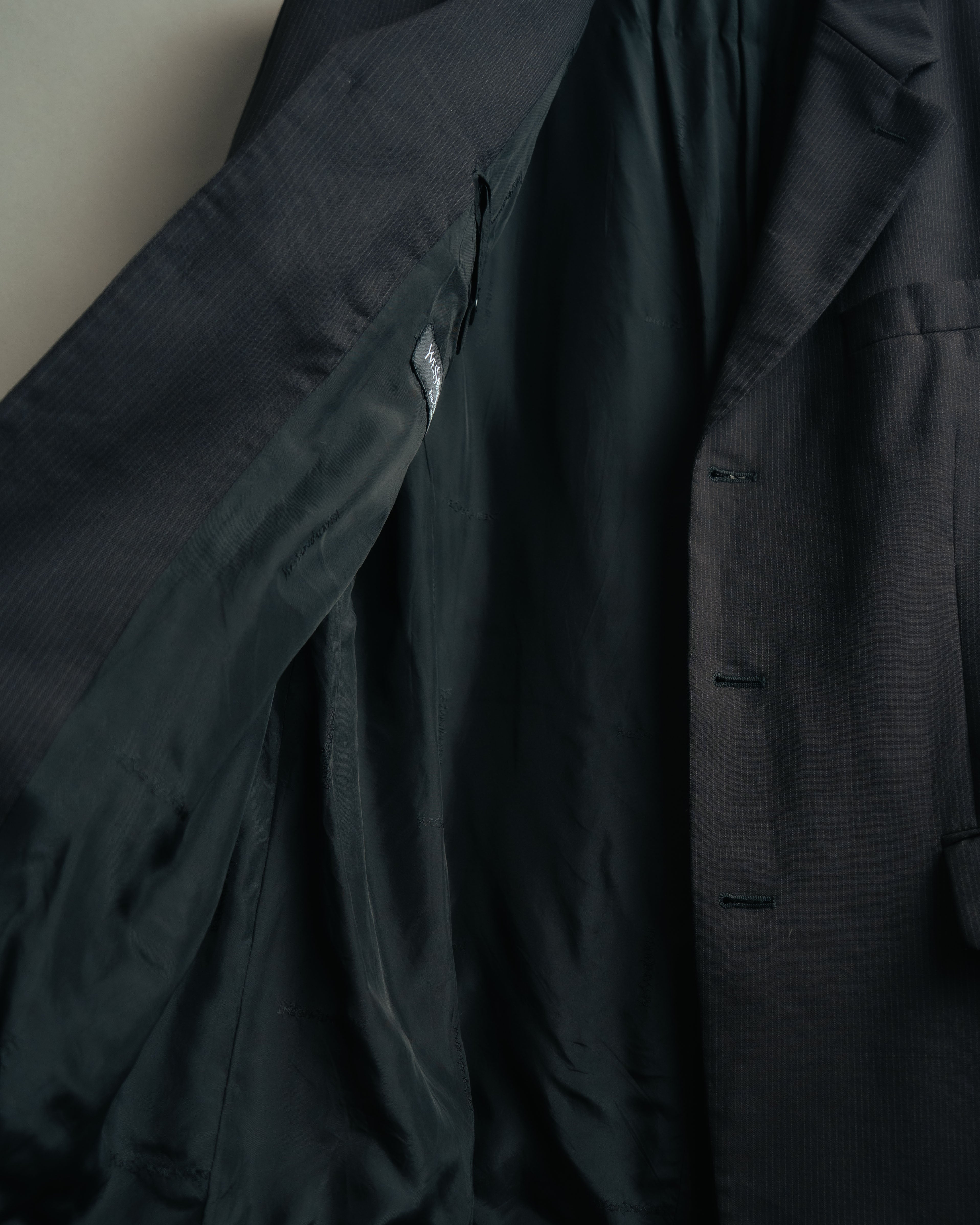 -MOOD Vintage Collections-
90’s Pinstripe wool tailored jacket
by Yves Saint Laurent pour homme