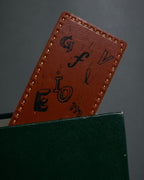 -MOOD Christmas Collection-
"HERMES" 00's Iconic symbol graphic design eather bookmark