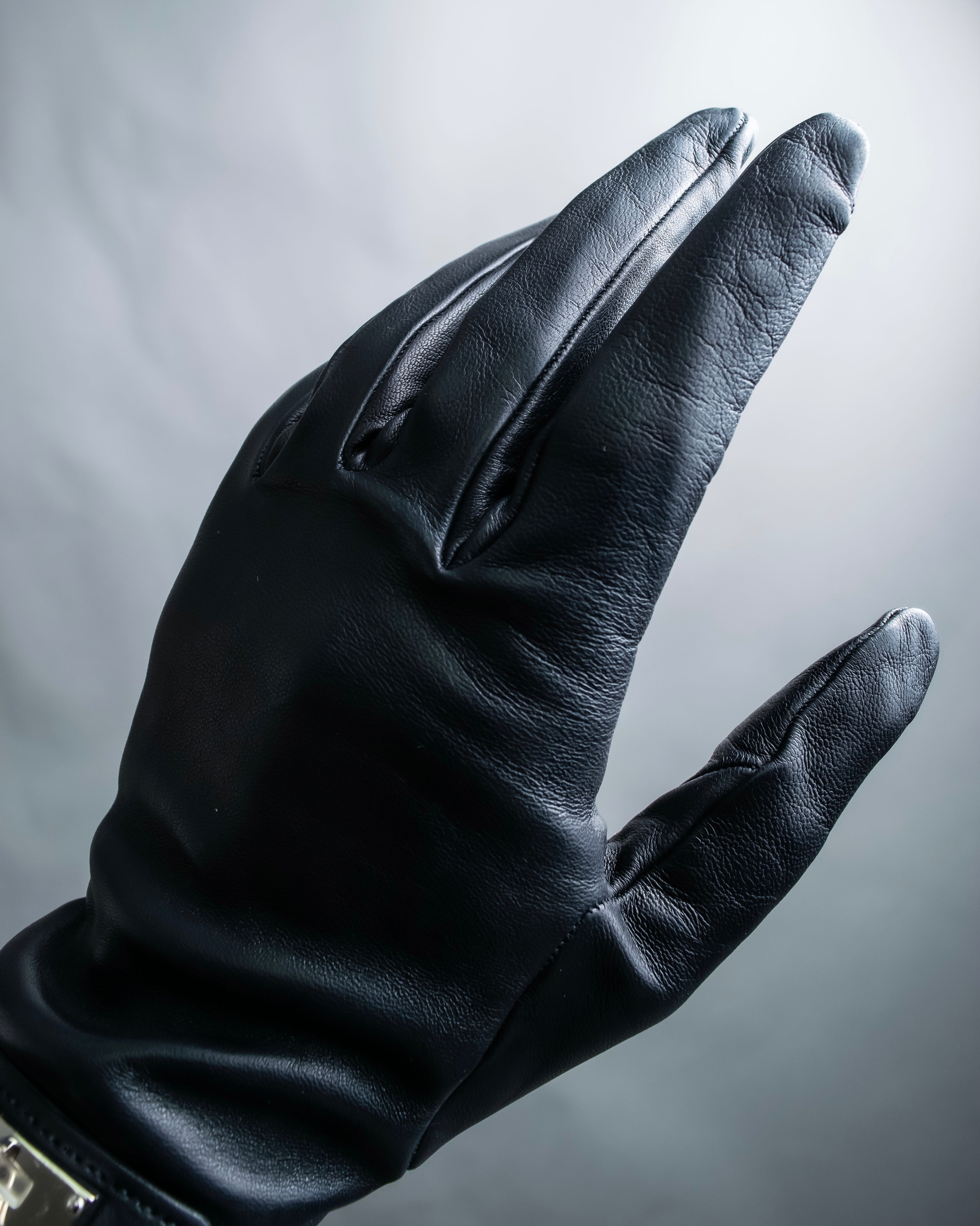 "HERMES" Kelly padlock motif leather gloves