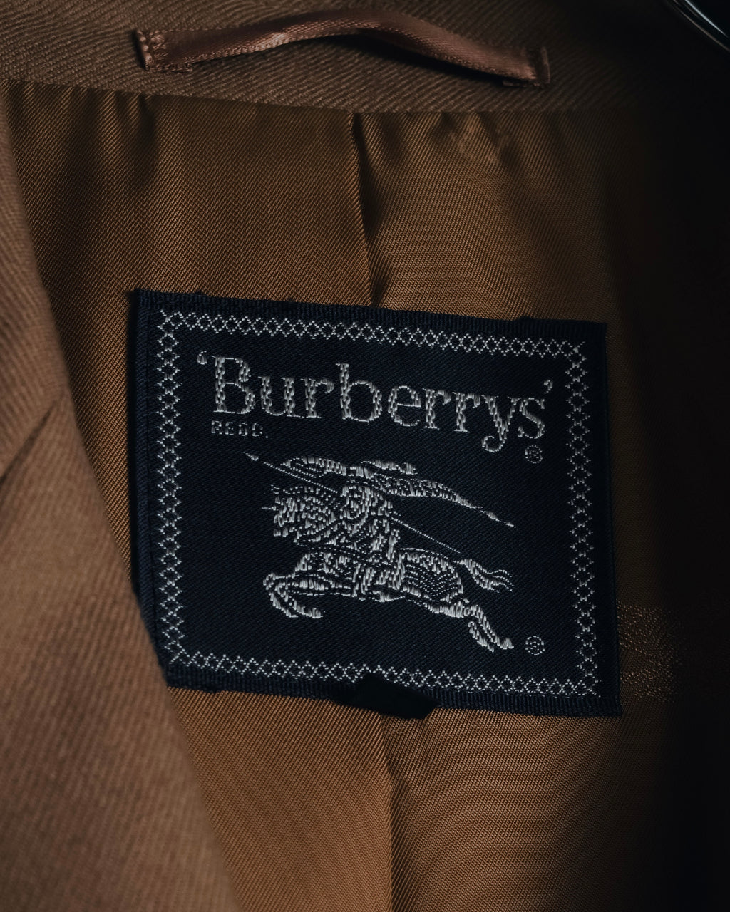 “Burberrys” 90’s crest button double breasted tailored jacket