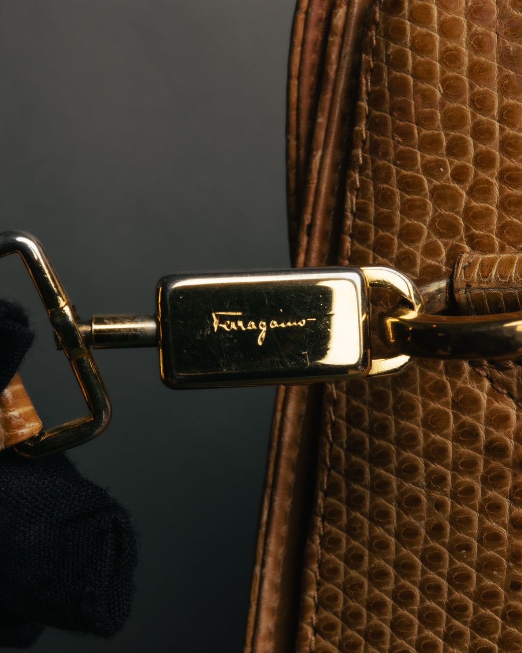 -SPECIAL- “Salvatore Ferragamo” 90’s lizard leather gancini 2way flap bag