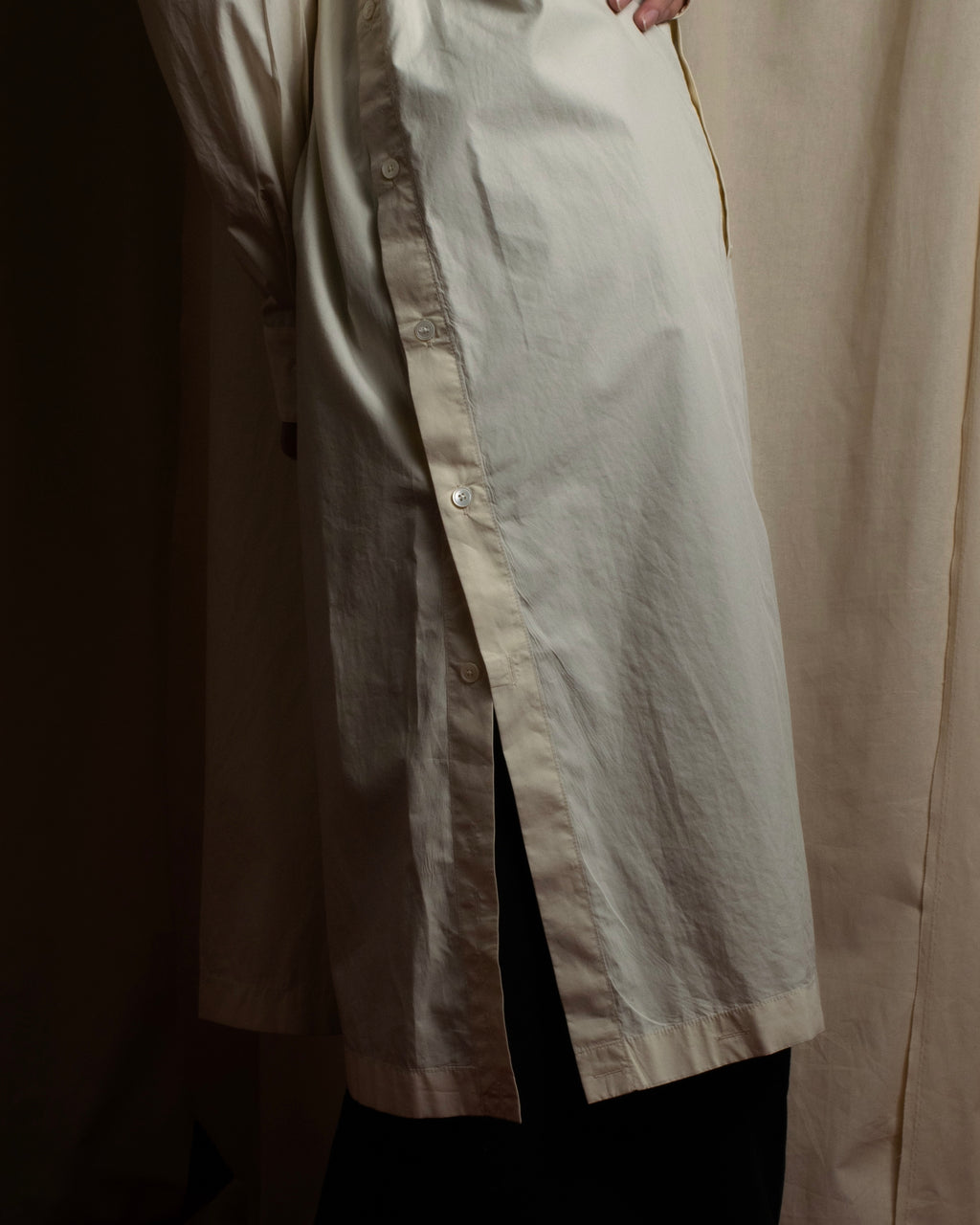 "LEMAIRE" Shoulder button design long shirt