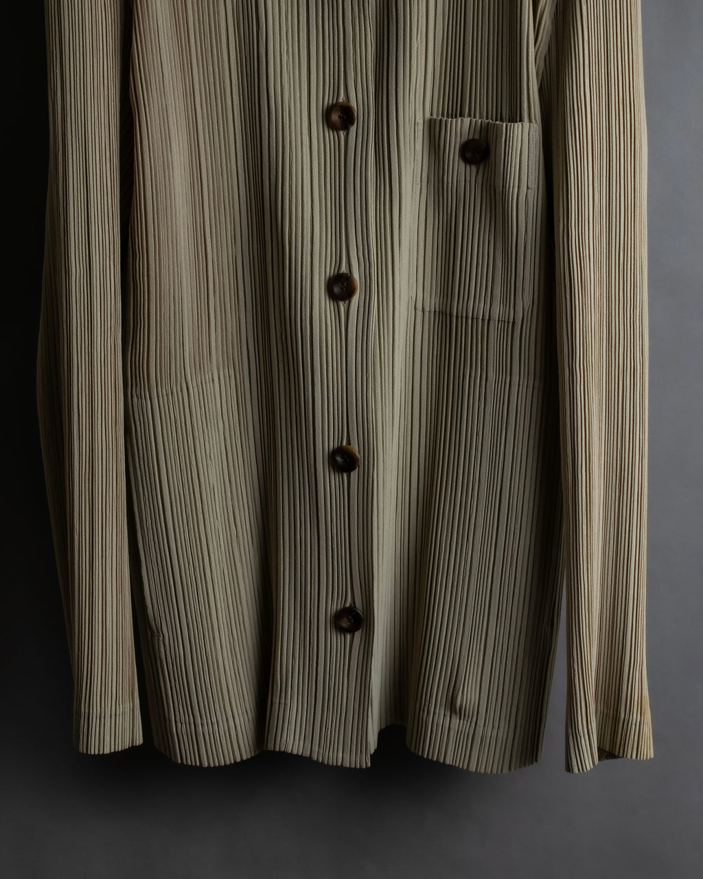 "ISSEY MIYAKE" Fine pleated shirt jacket