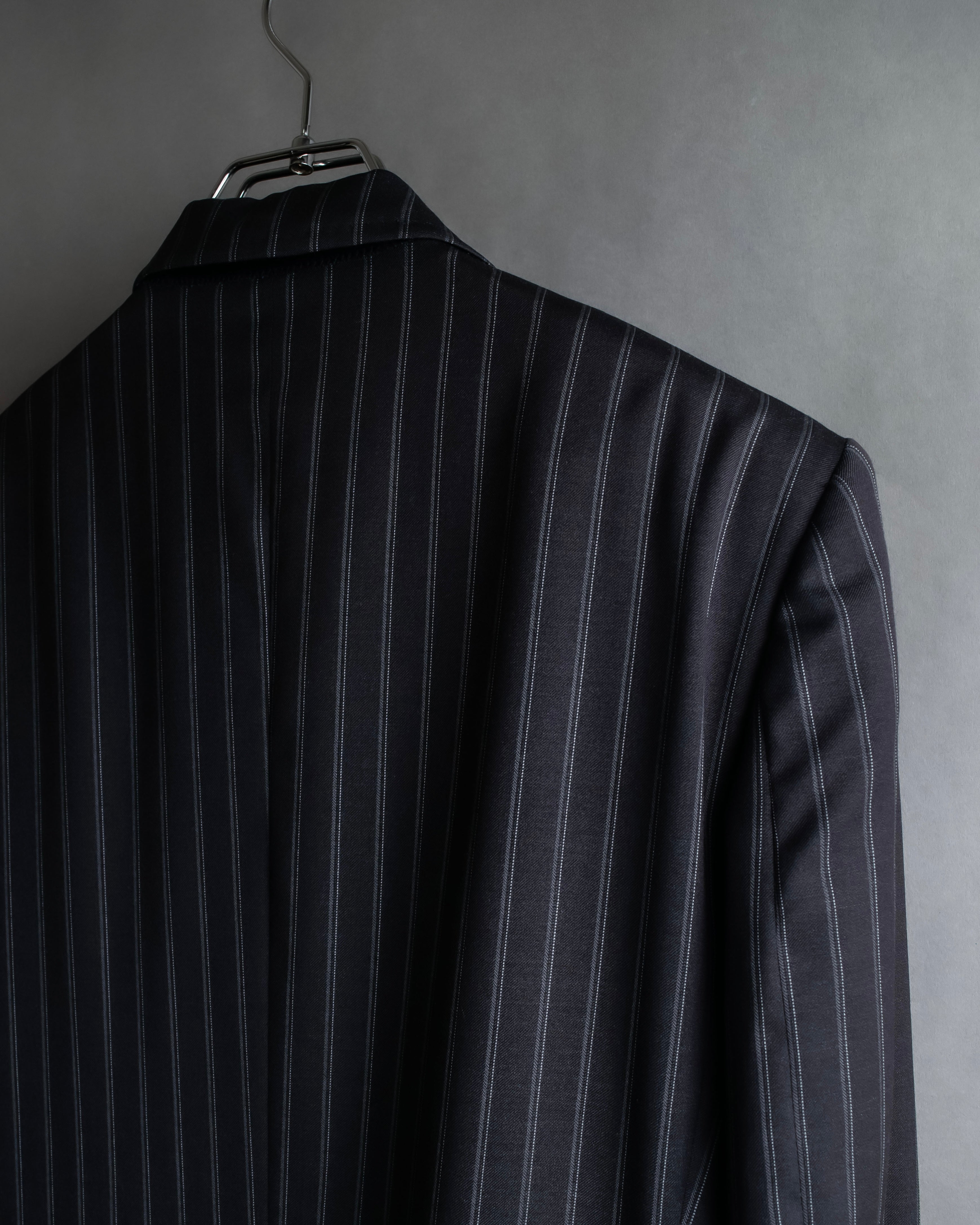 "Dolce & Gabbana" Pinstripe vertical lines emphasized tailored jacket