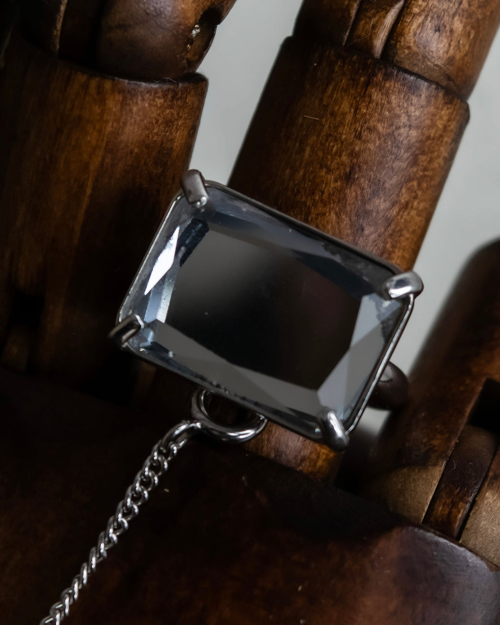 "Maison Martin Margiela" Crystal cut head motif ring＆bangle combination set