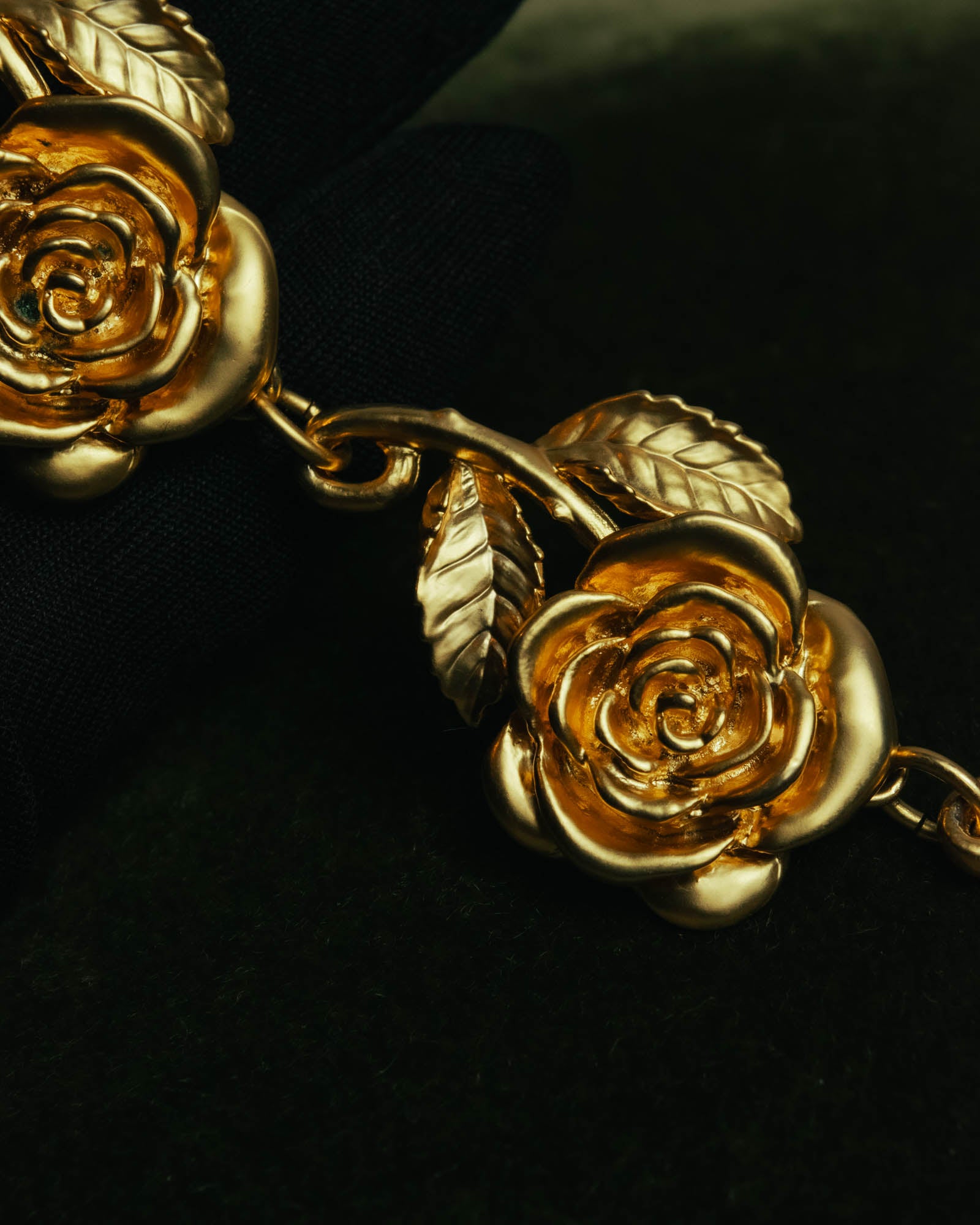 “KENZO” 90’s-00’s sculptural rose motif bracelet