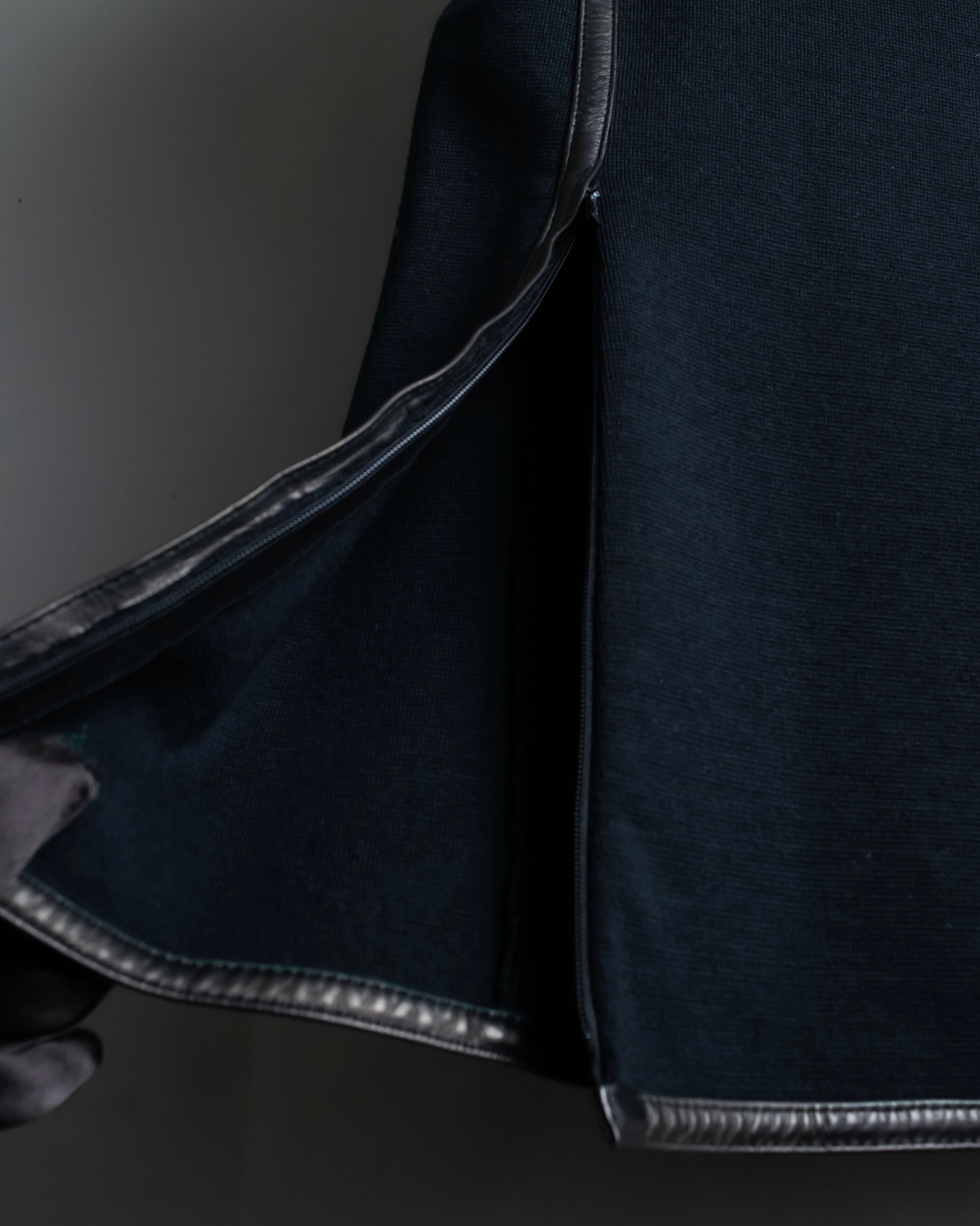 "GUCCI" Leather piping design box sleeve T-shirt