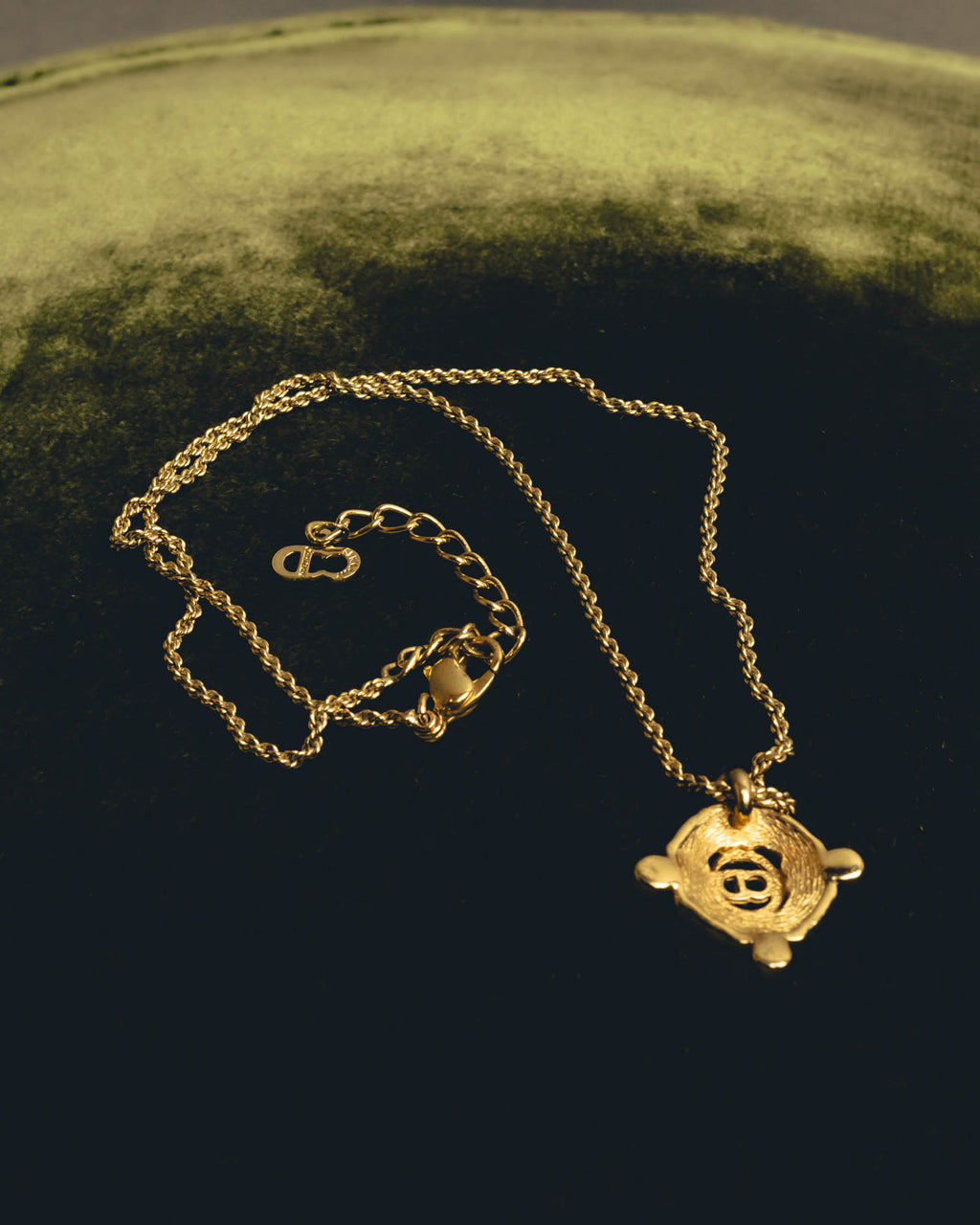 "Christian Dior" 90's-00's Crystal cd logo pendant necklace