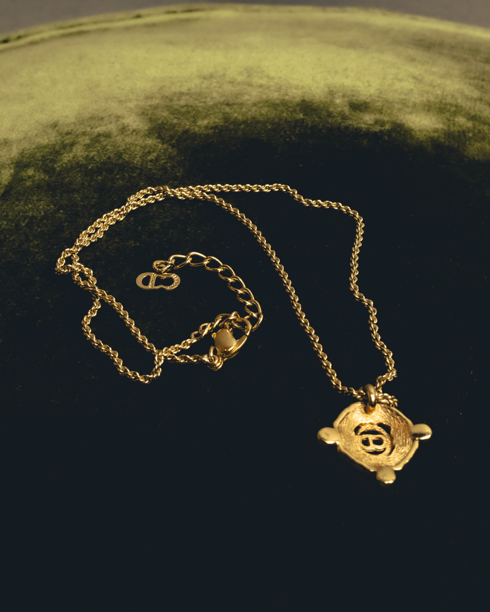 "Christian Dior" 90's-00's Crystal cd logo pendant necklace