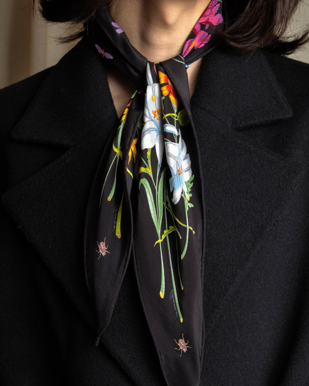 "GUCCI" Flower＆insect motif silk scarf