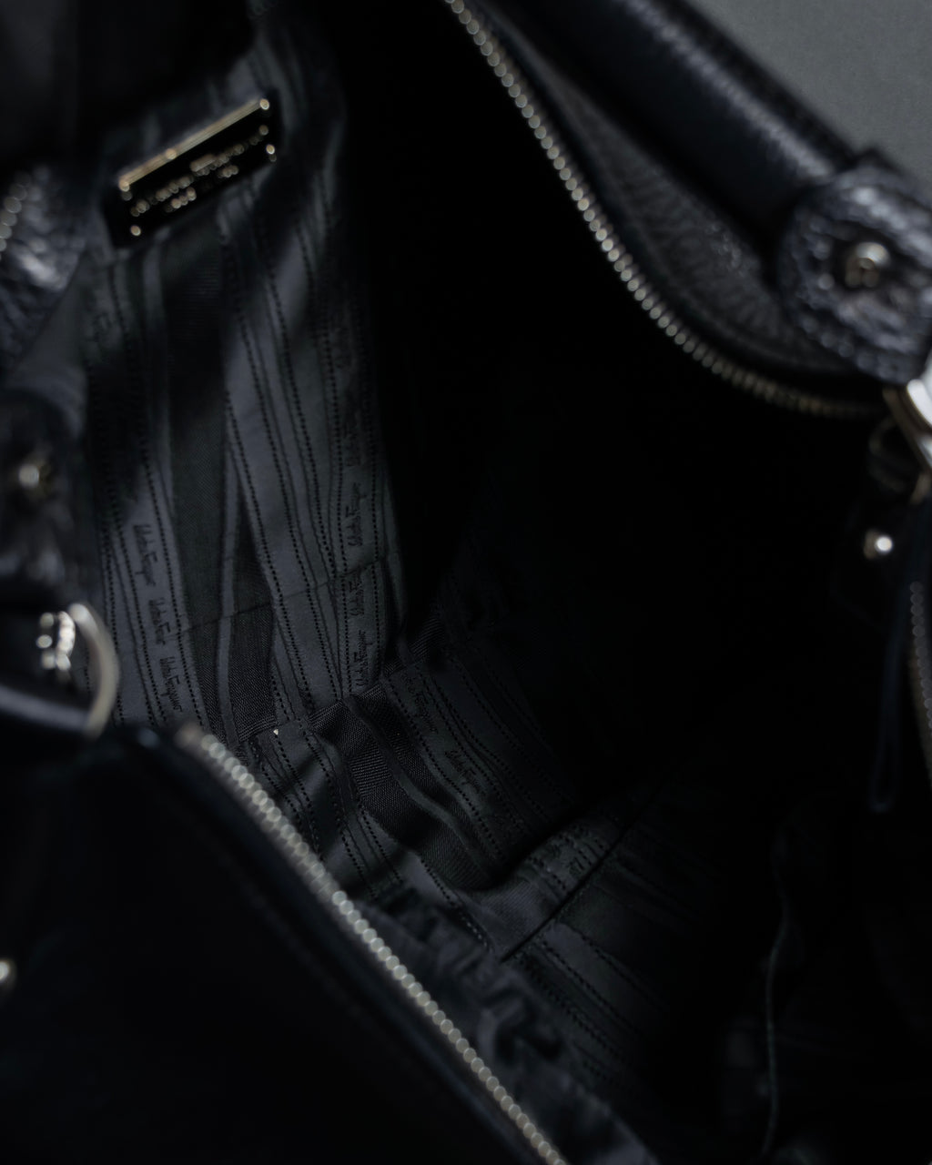 "Salvatore Ferragamo" Gancini motif draping leather bag