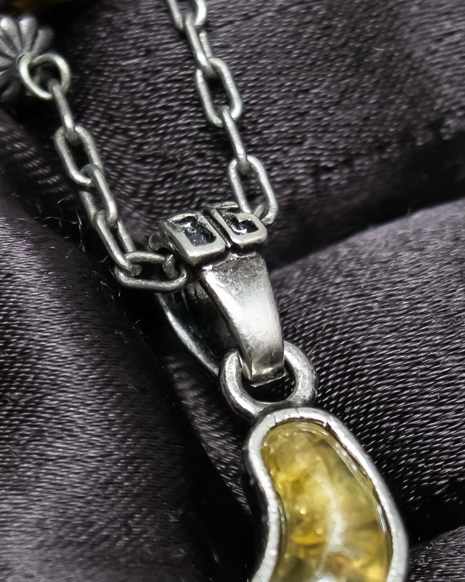 “Dolce&amp;Gabbana” Yellow crystal cross chain necklace