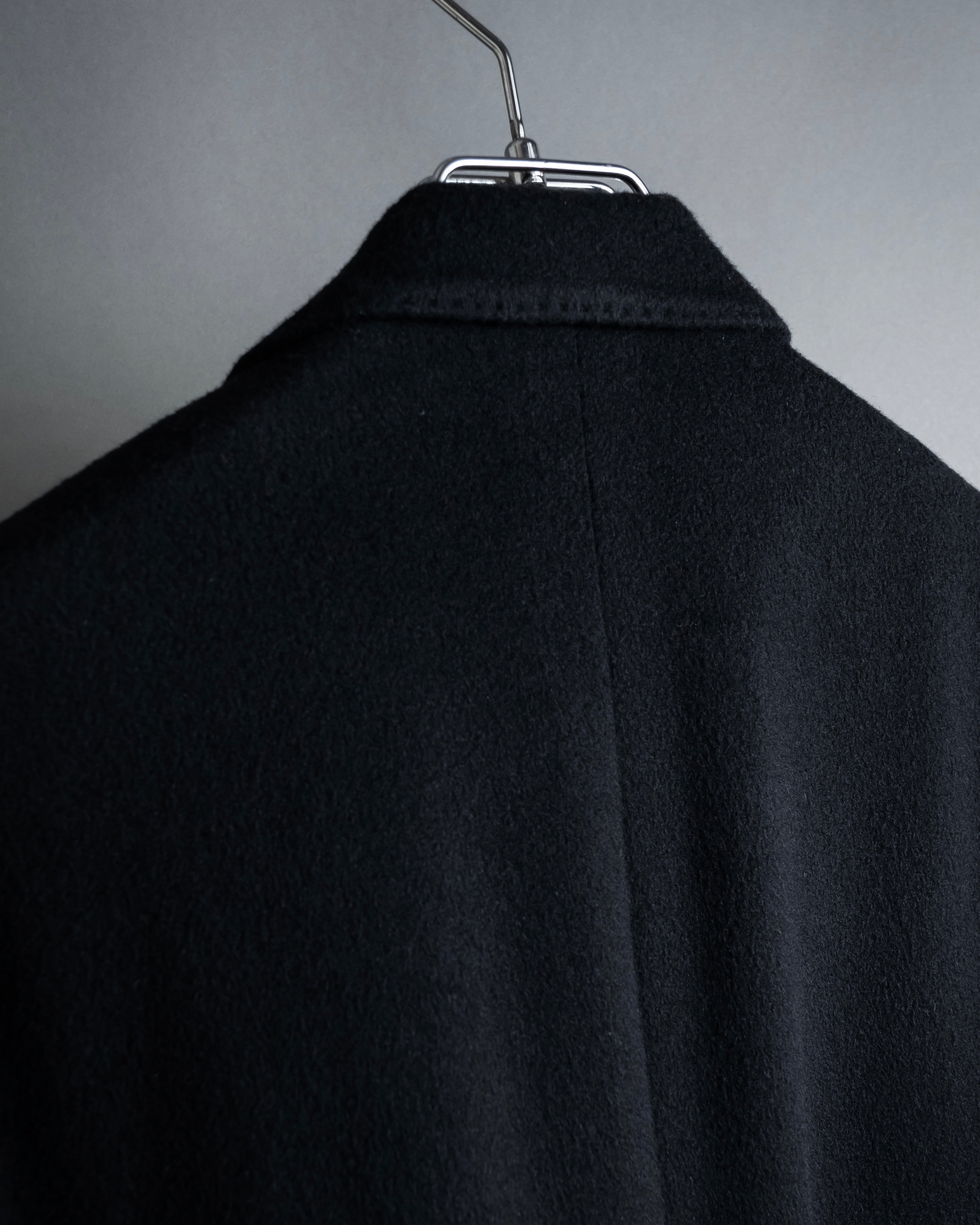 "CHRISTIAN DIOR MONSIEUR" 
Oversized double-breasted chester coat