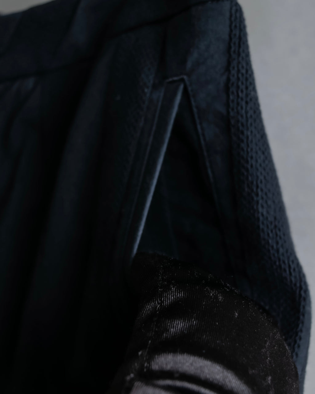 "ISSEY MIYAKE FETE" Fabric change stripe pattern wide slacks