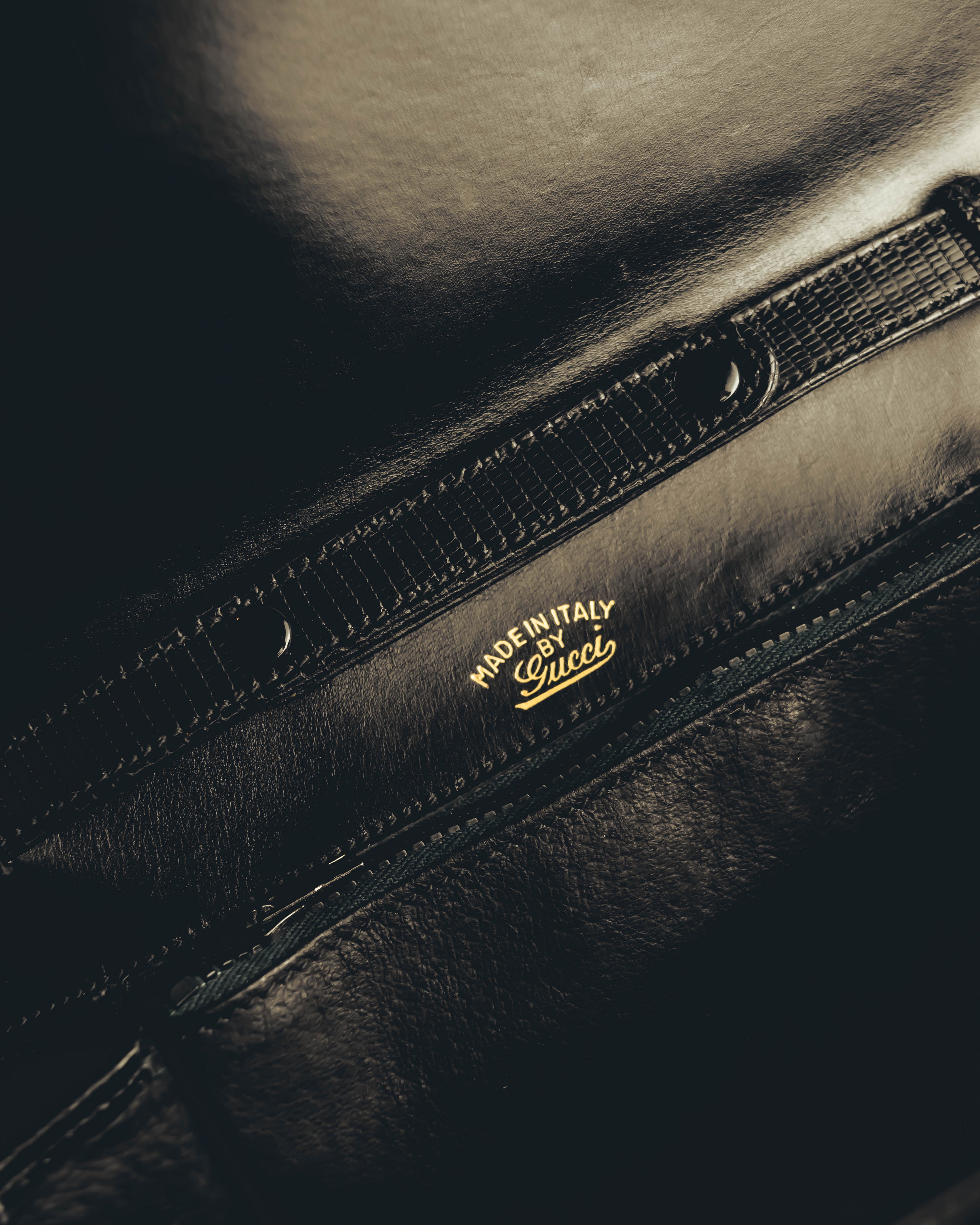 "GUCCI" 60's-70's Glossy lizard embossed leather shoulder bag