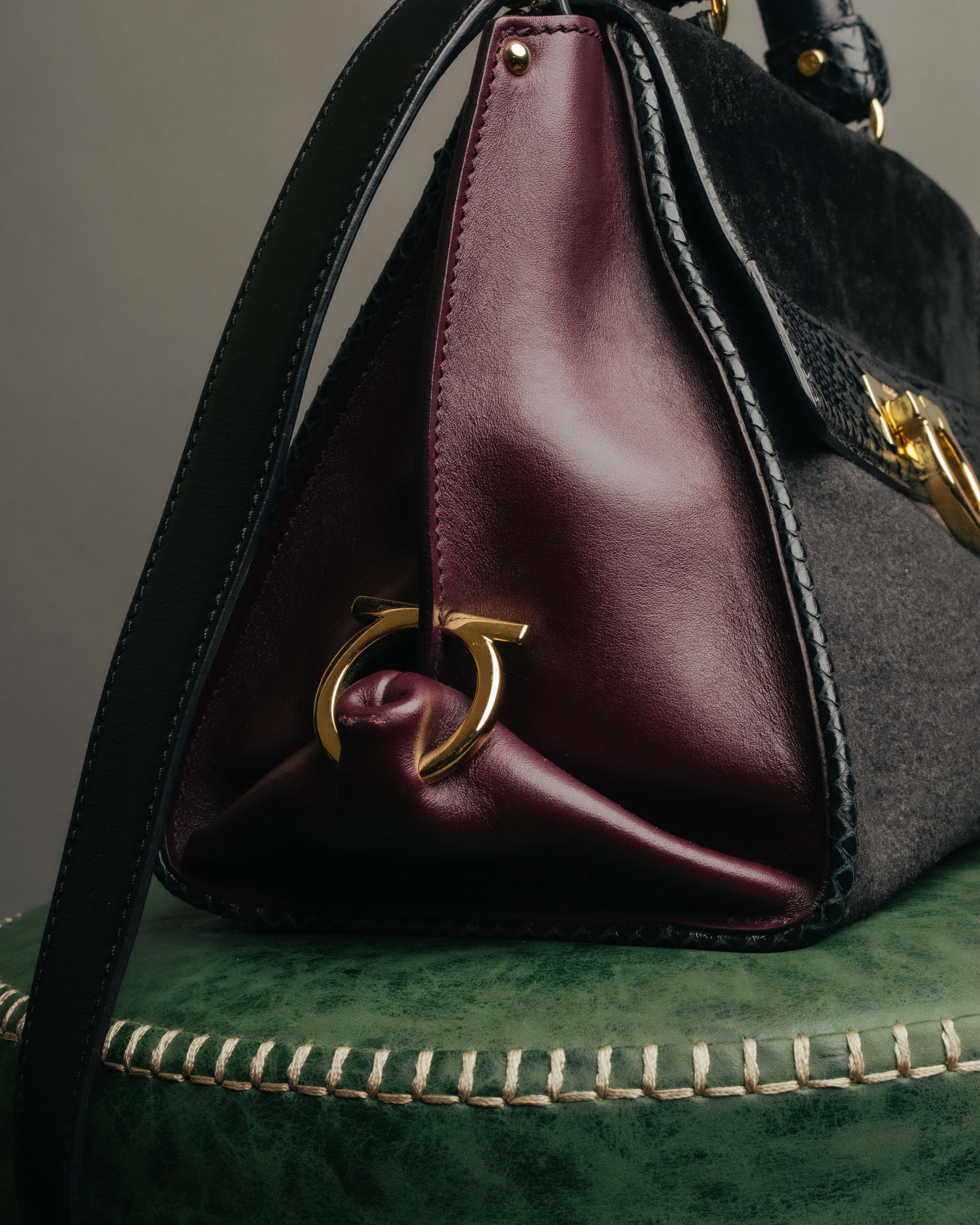 -SPECIAL- “Salvatore Ferragamo” 2019-21 Mixed material Sofia top handle bag