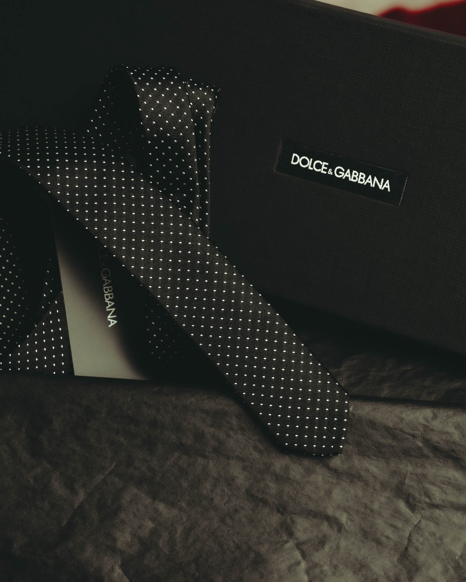 "Dolce & Gabbana" 10's-20's Slim polka dot silk necktie