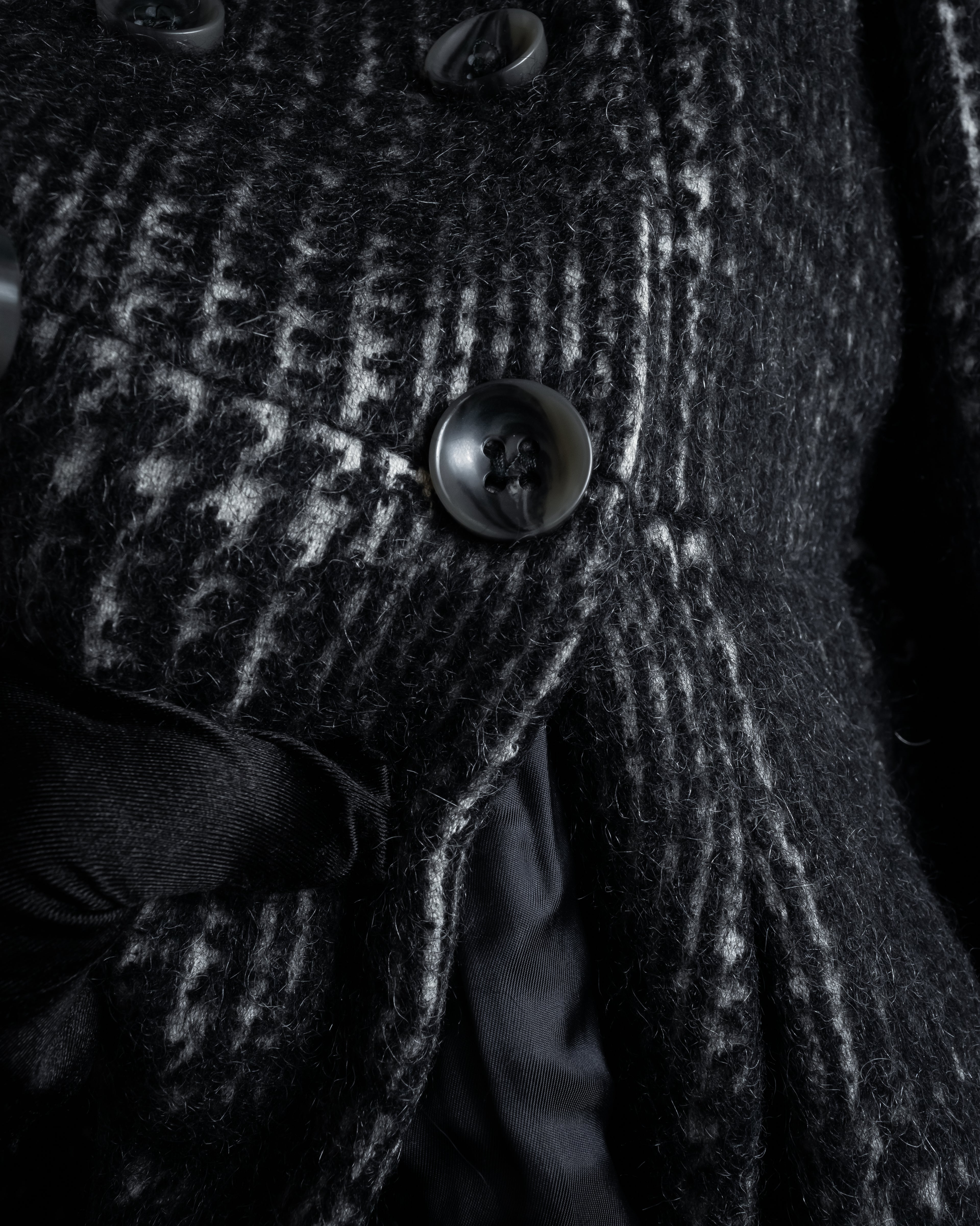 “MAX&Co.” Double-breasted houndstooth tweed coat