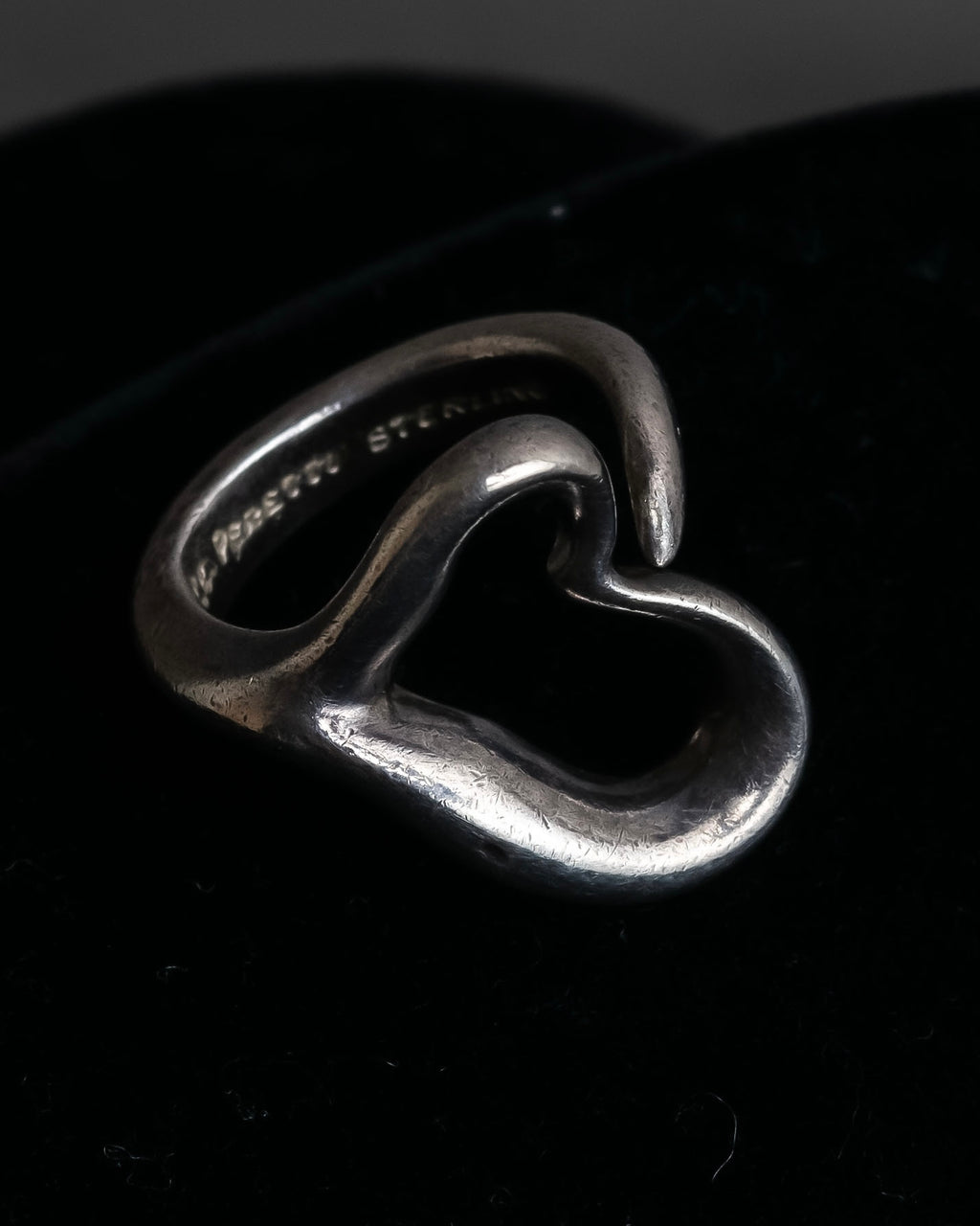 "Tiffany&Co" Elsa Peretti open heart signature silver ring