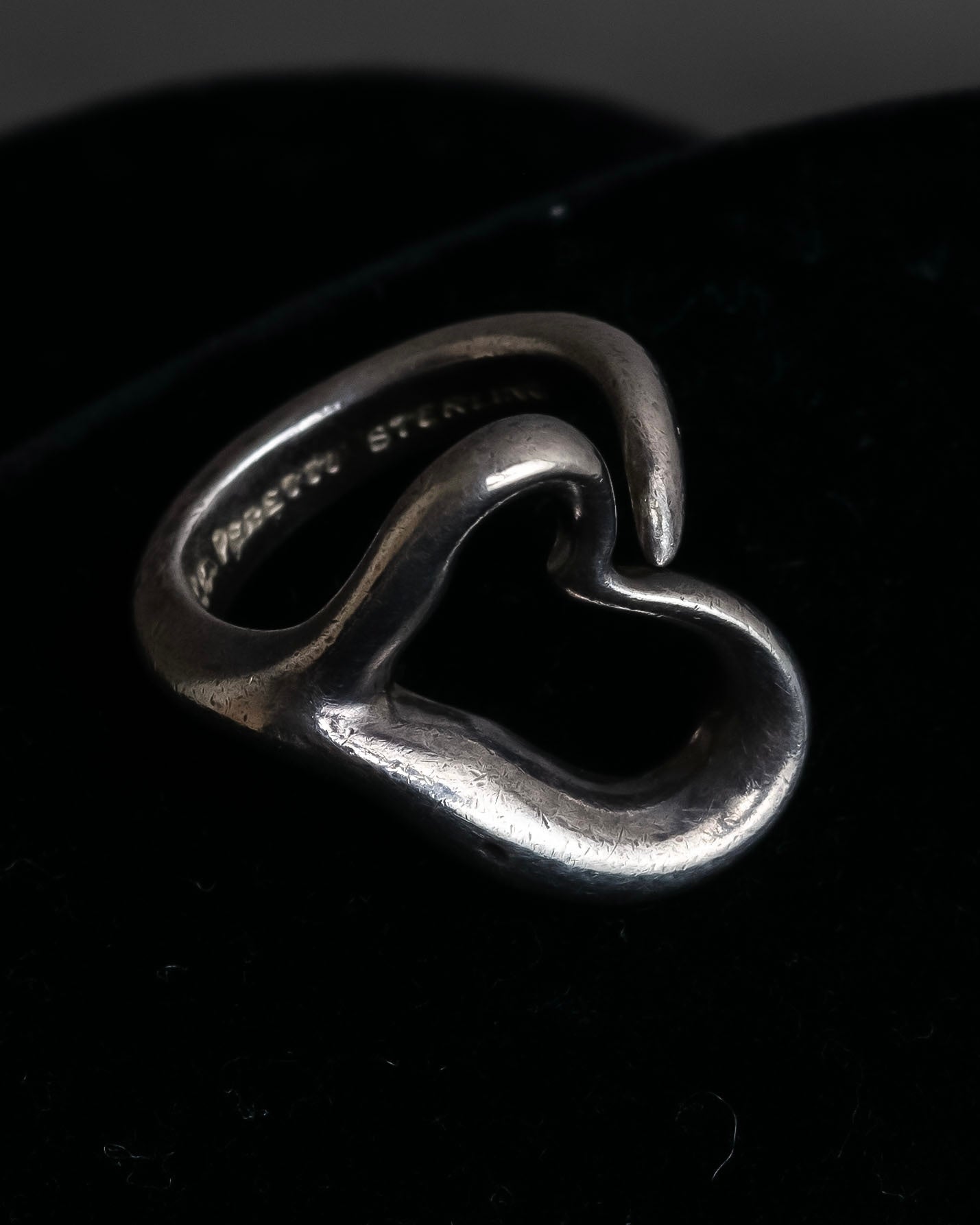 "Tiffany&Co" Elsa Peretti open heart signature silver ring