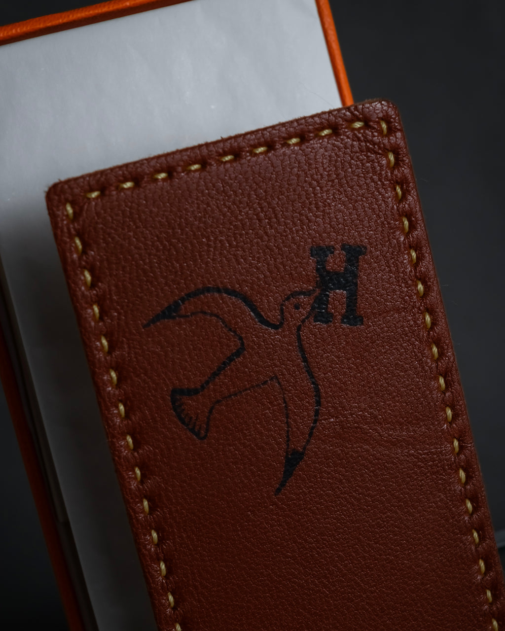 -MOOD Christmas Collection-
"HERMES" 00's Iconic symbol graphic design eather bookmark
